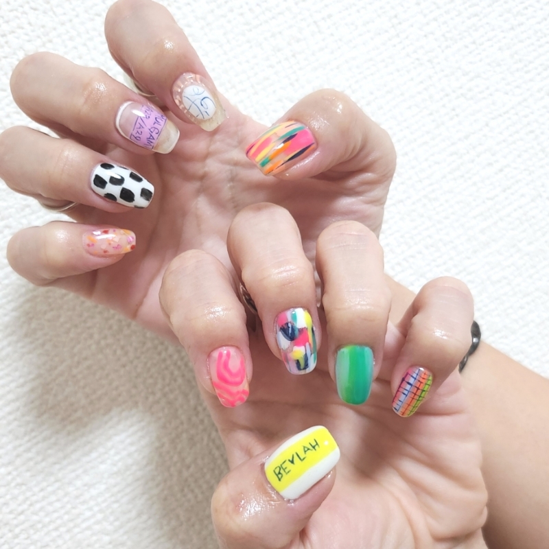 mikanails