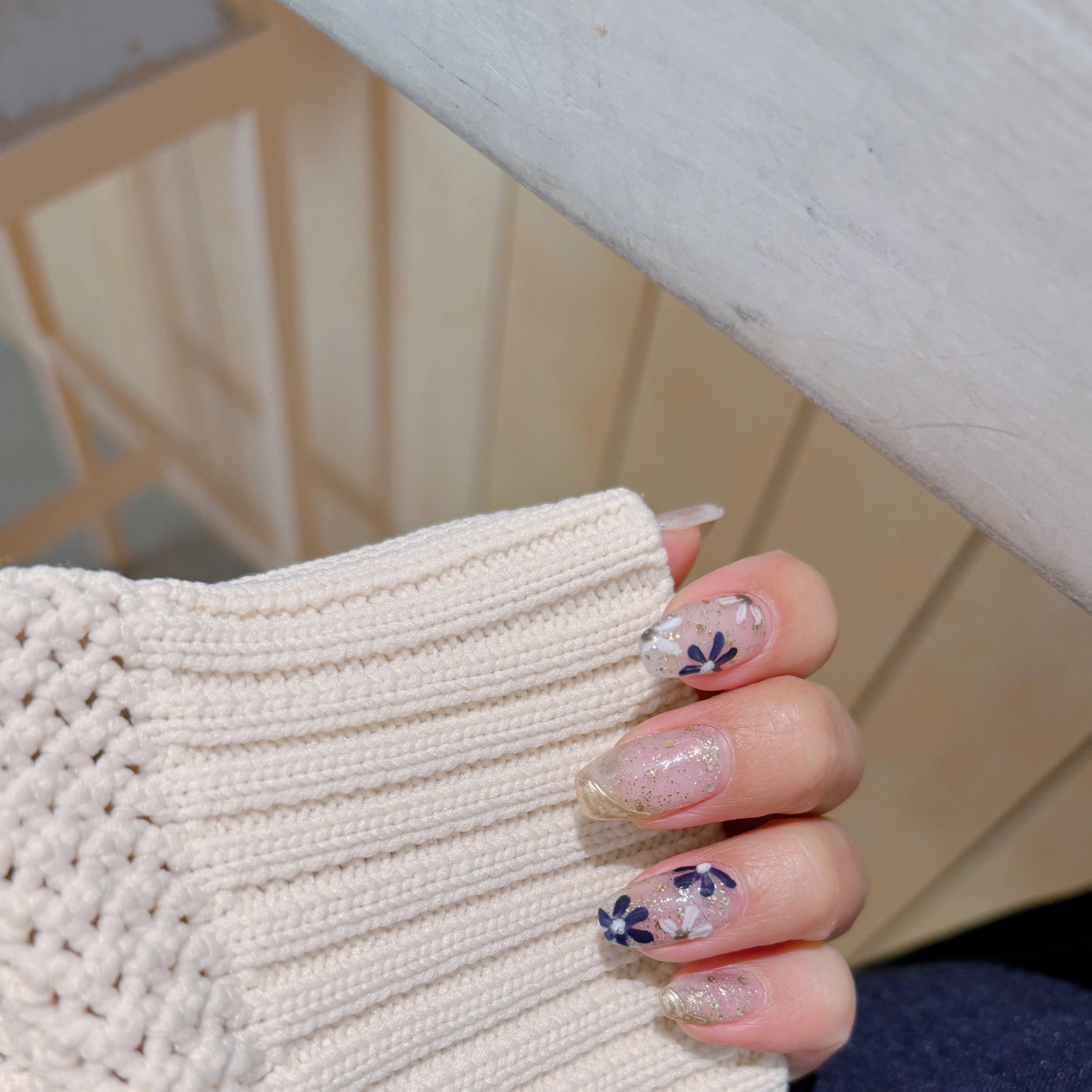 Re__nail