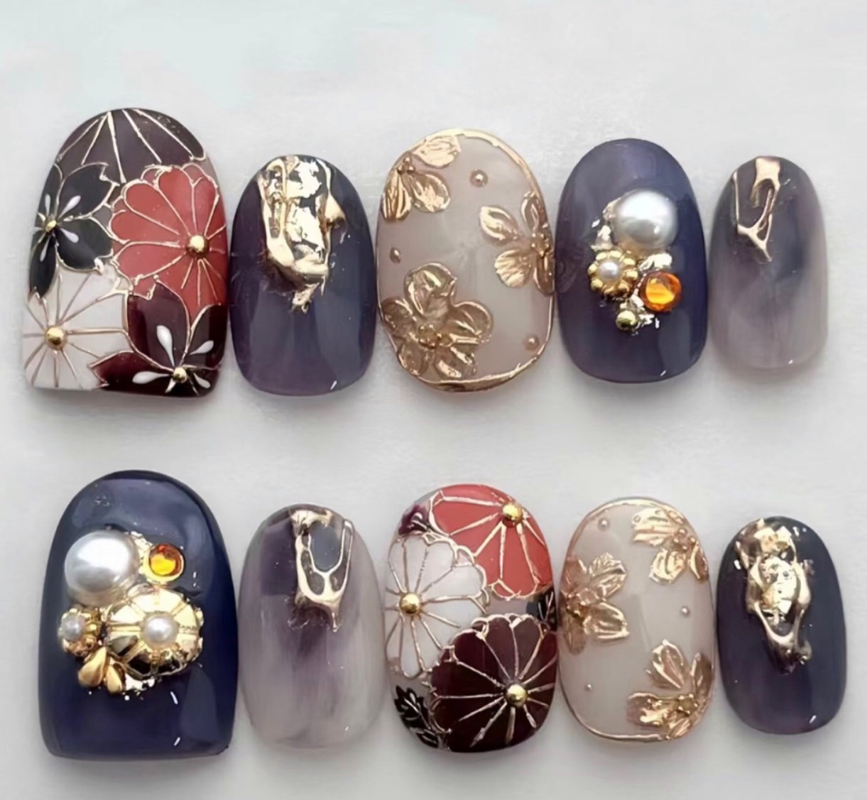 Hi_nails