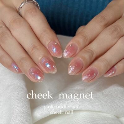 【cheek magnet】