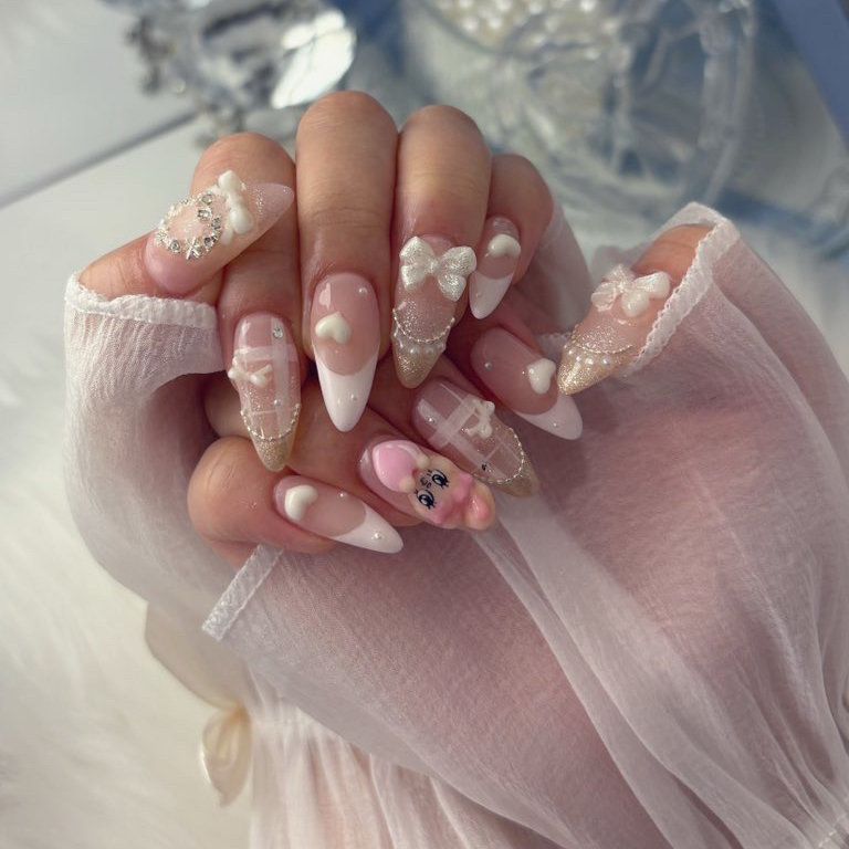 Nails by Akari