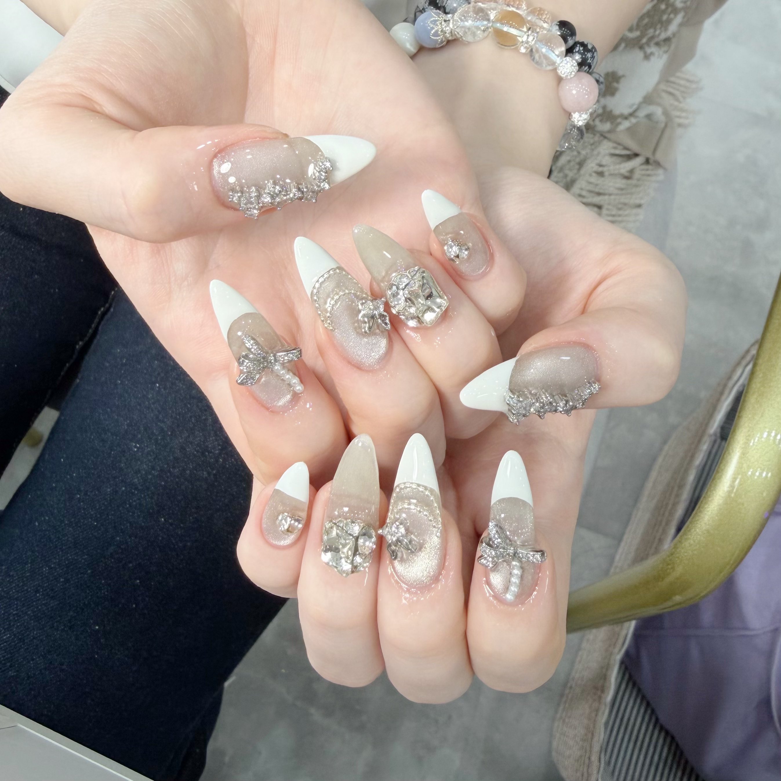 UM_NailSALON