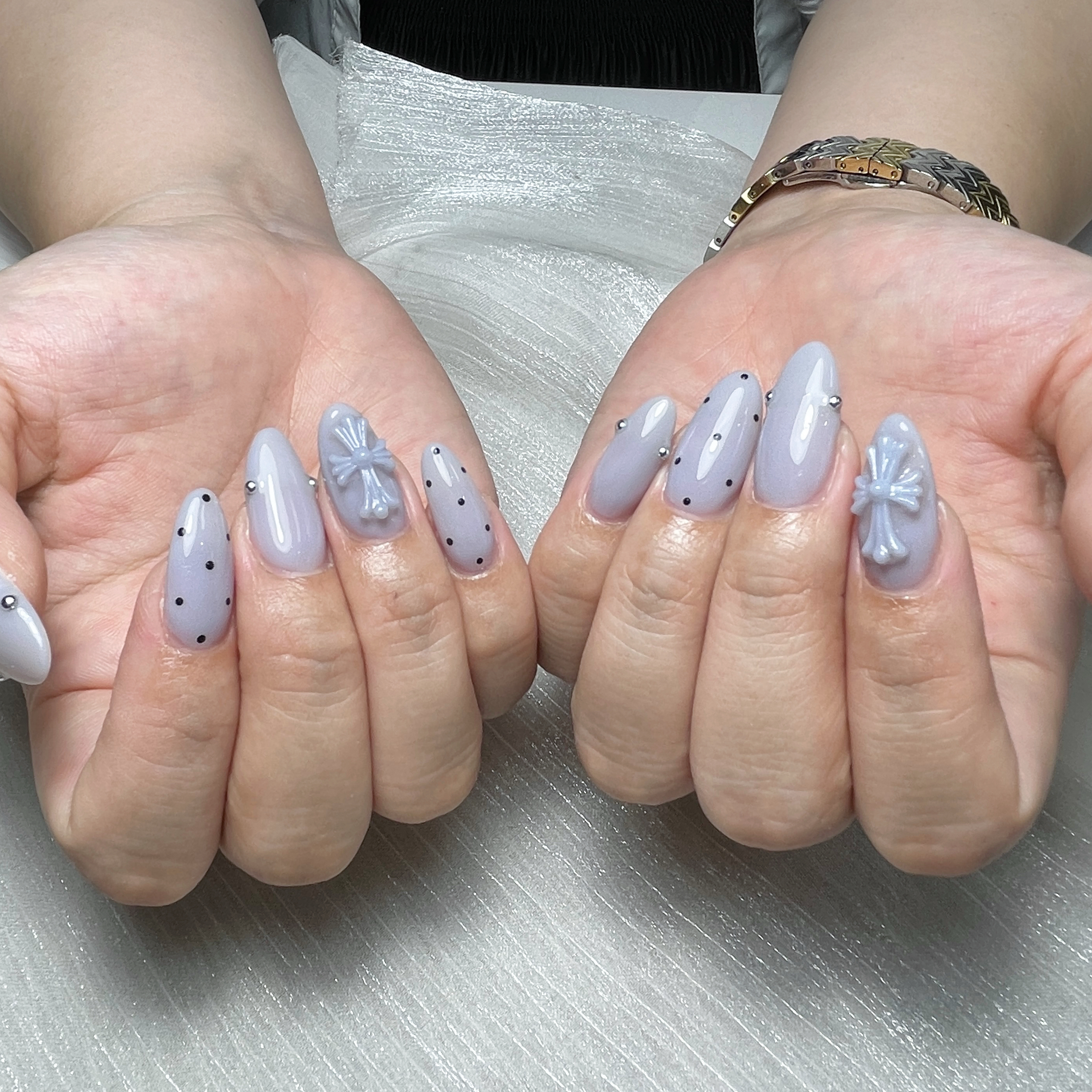PeachNail_staff