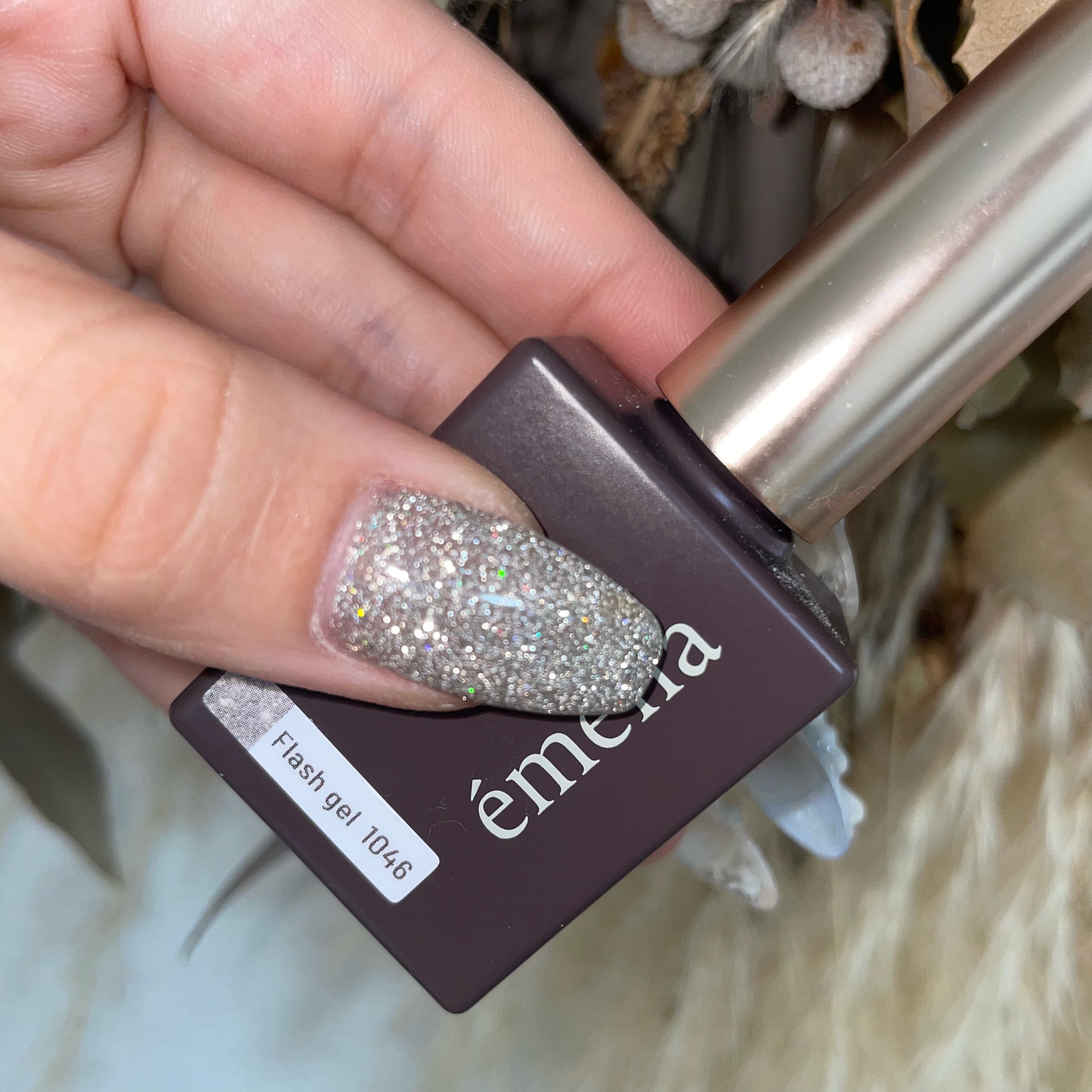 une.nail1022