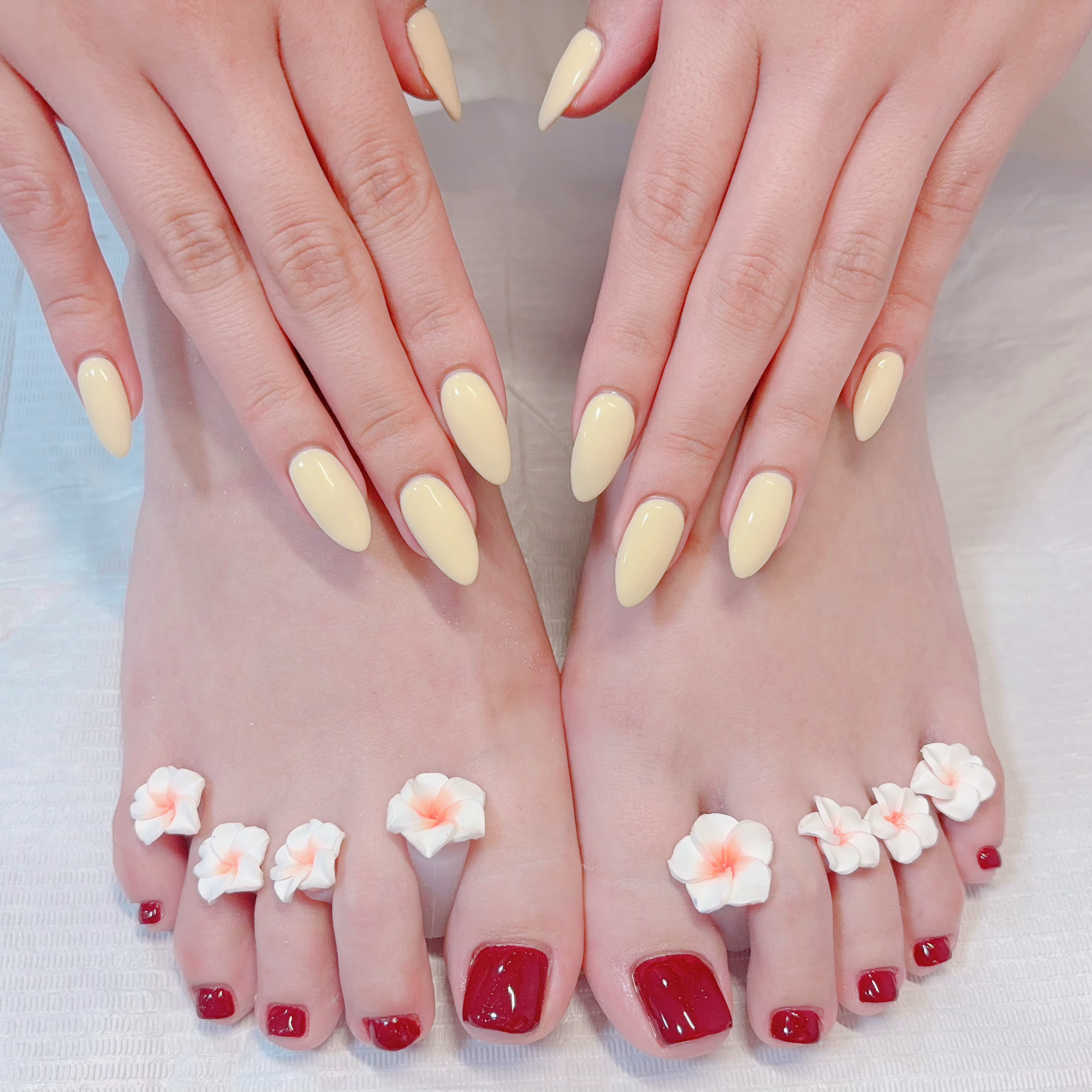 supergirlnailsalon