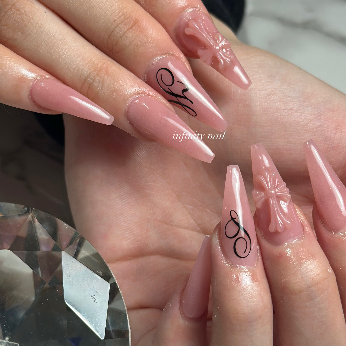 INFINITY_nail