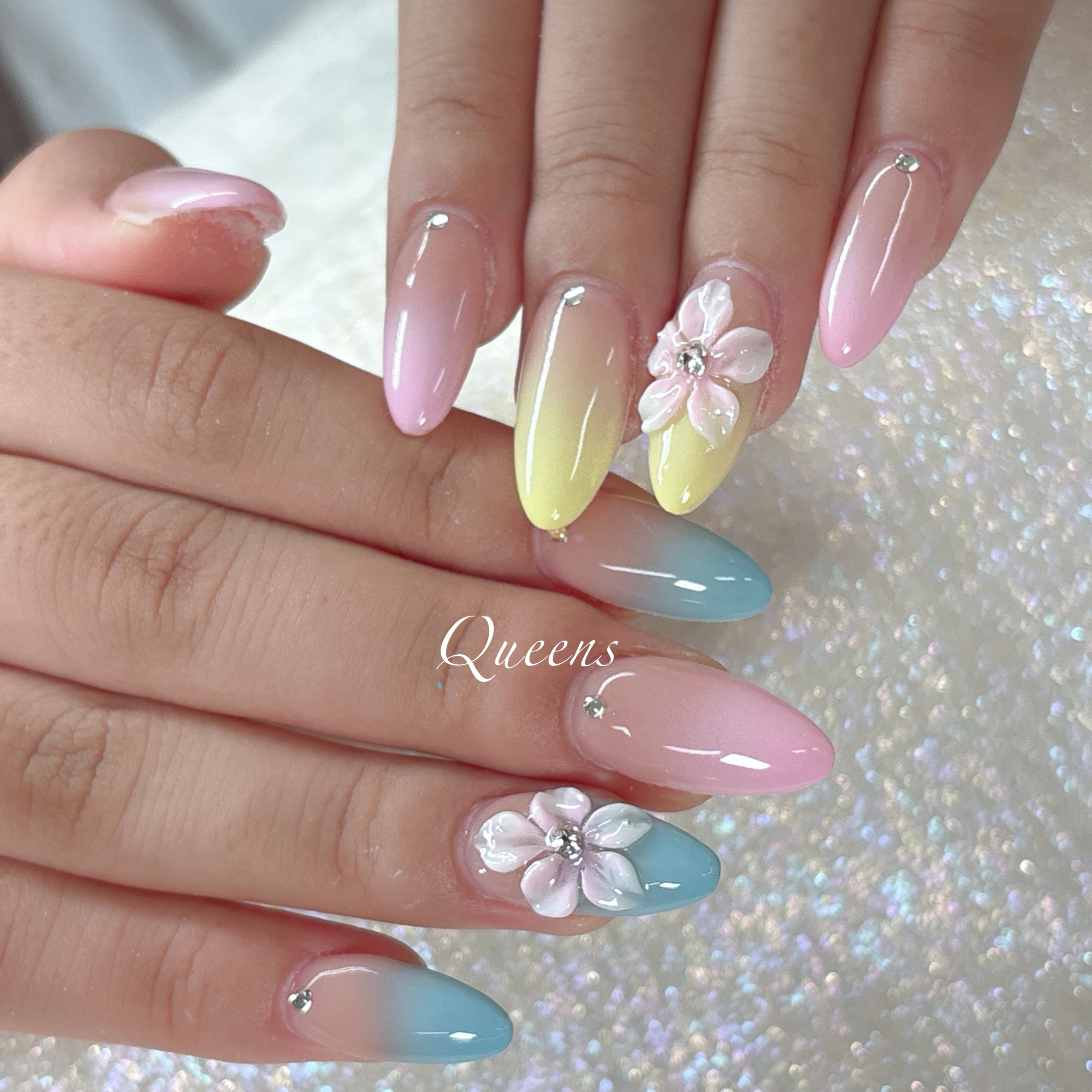 QueensSalon