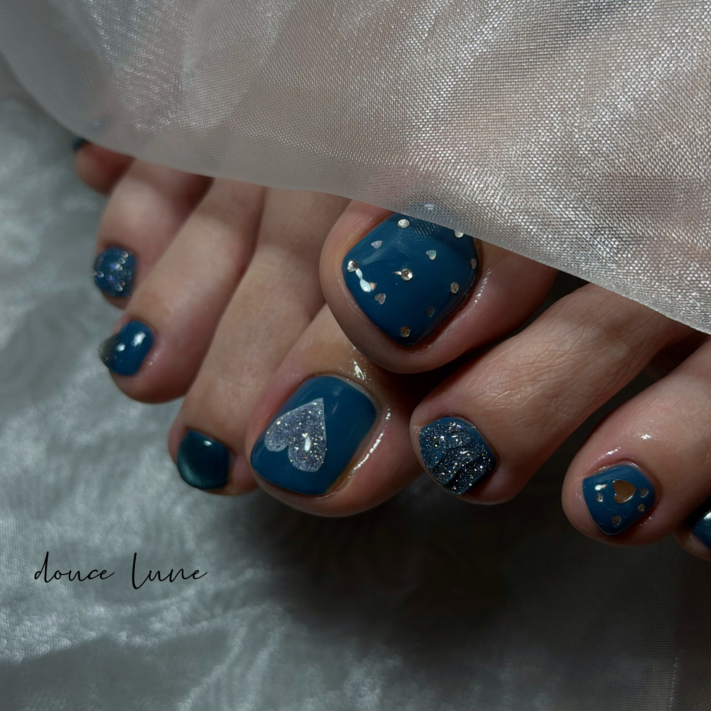M...nail