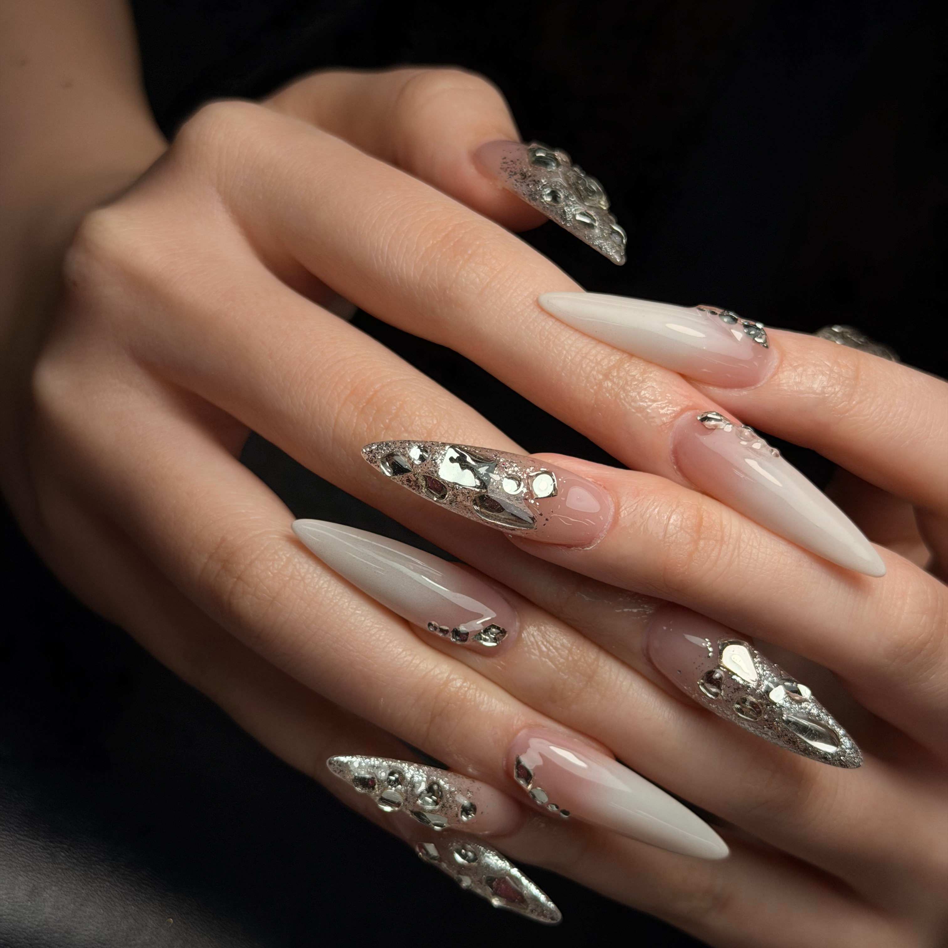 Rose_ana.chuo_nail