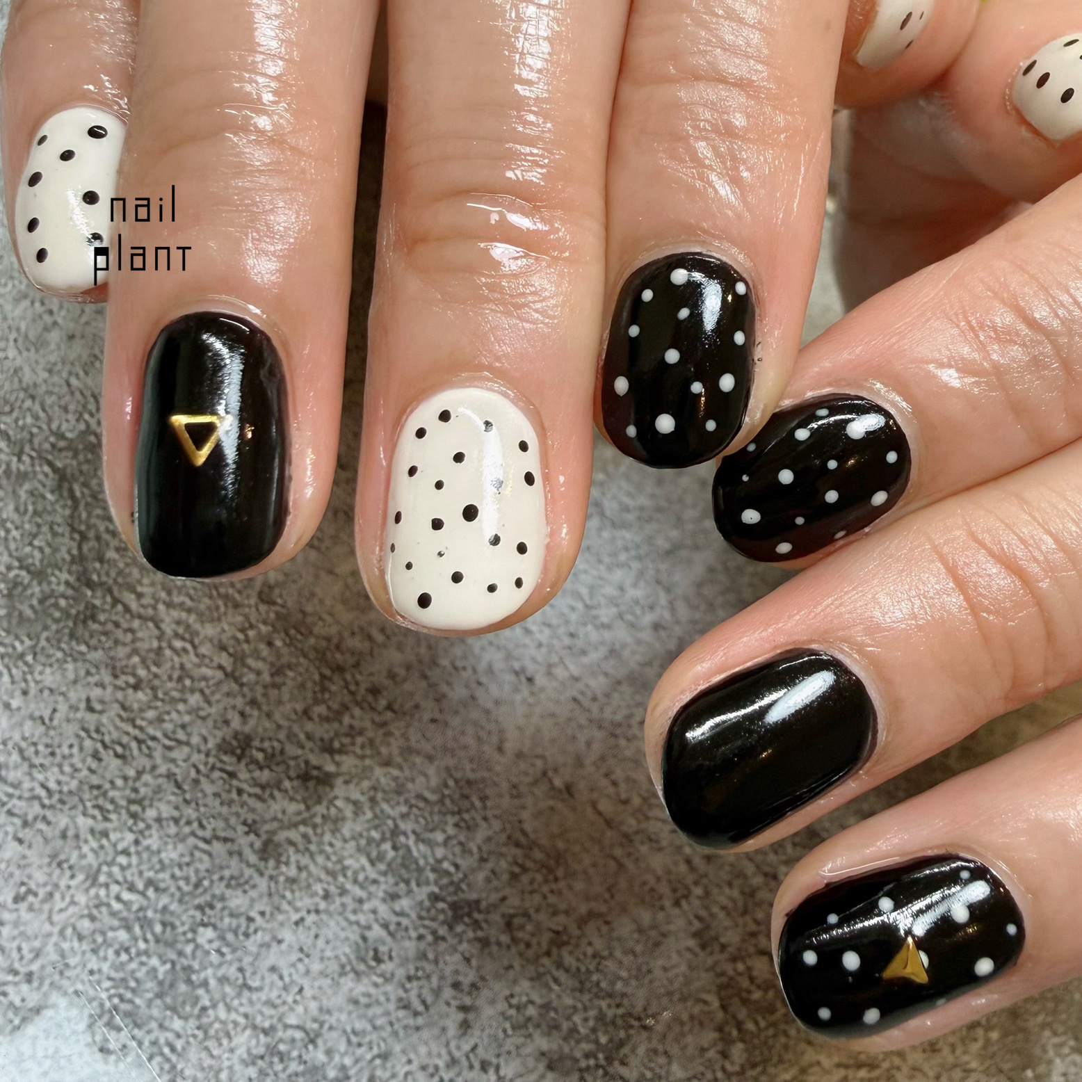 nail_plant