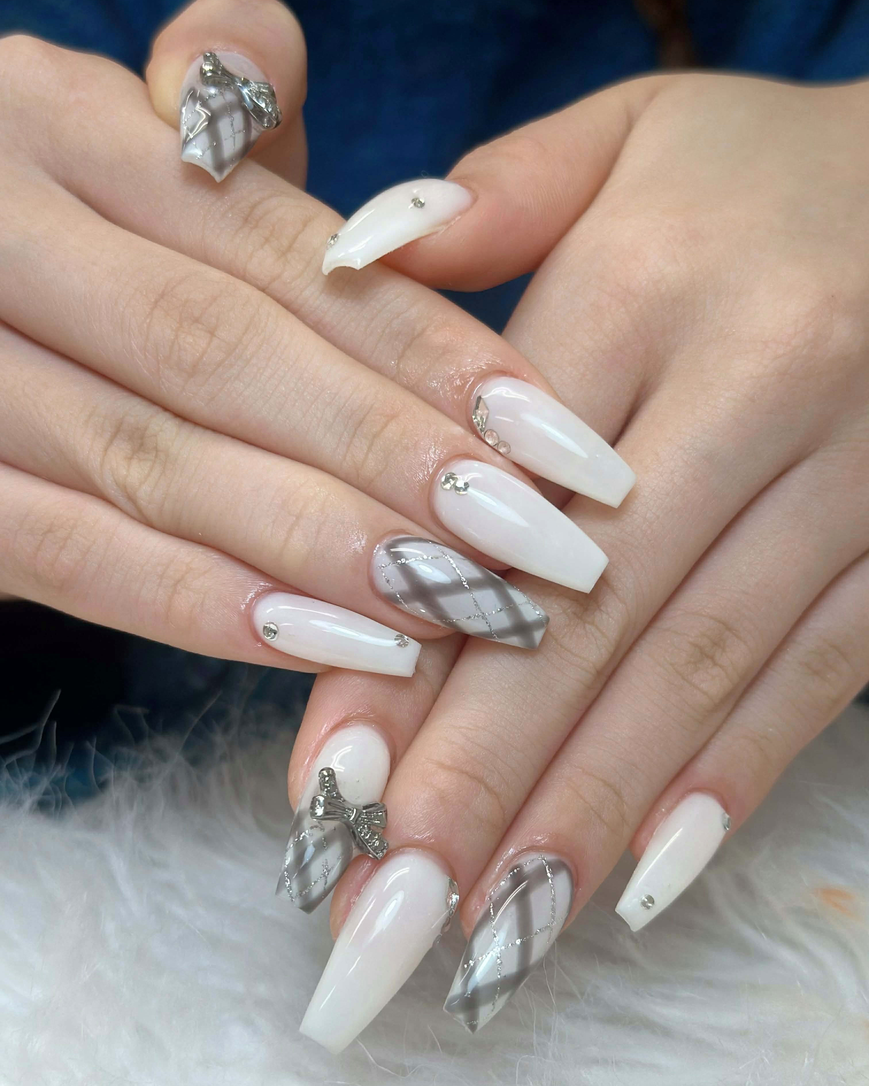 NieNail_Leo