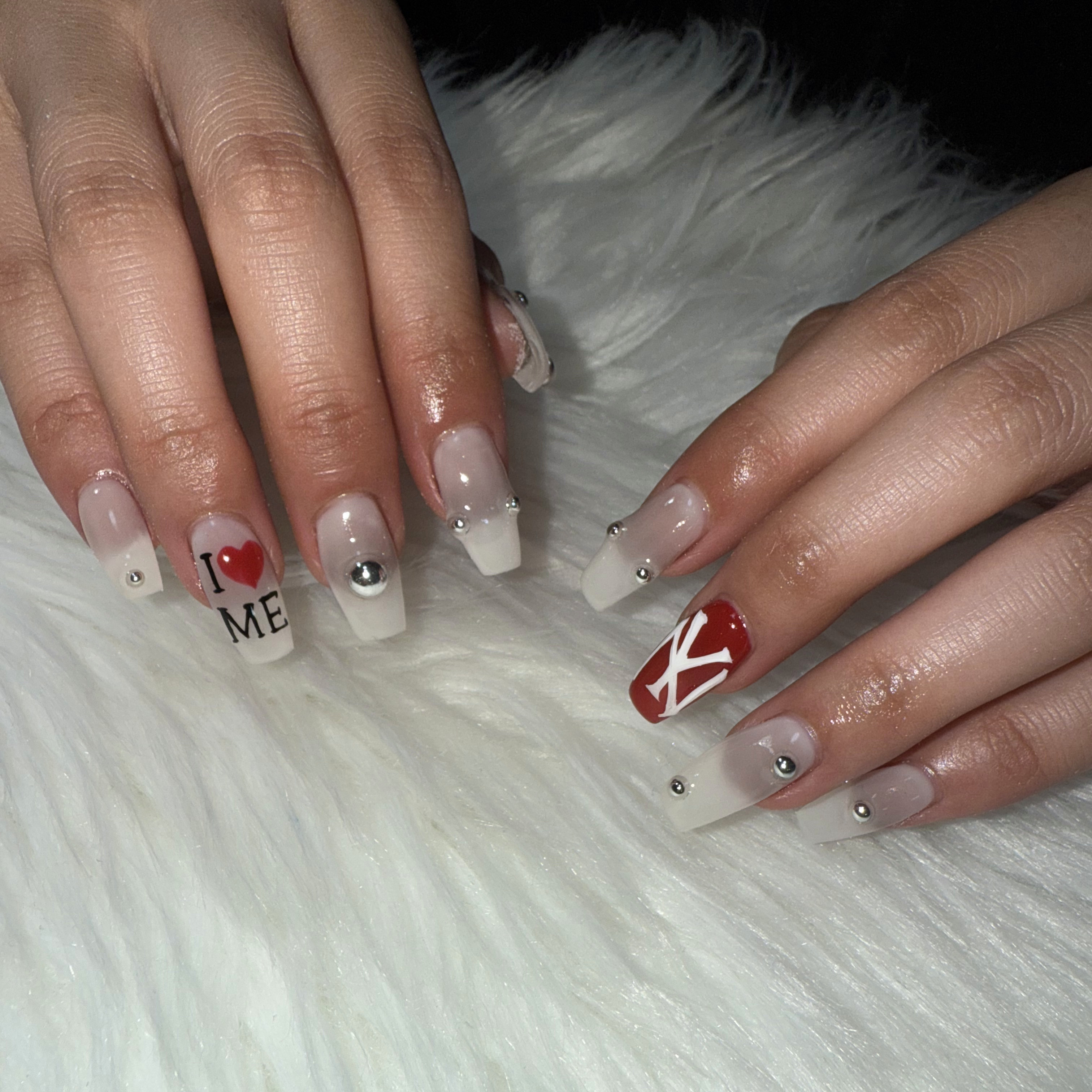 Nail_un_fiore
