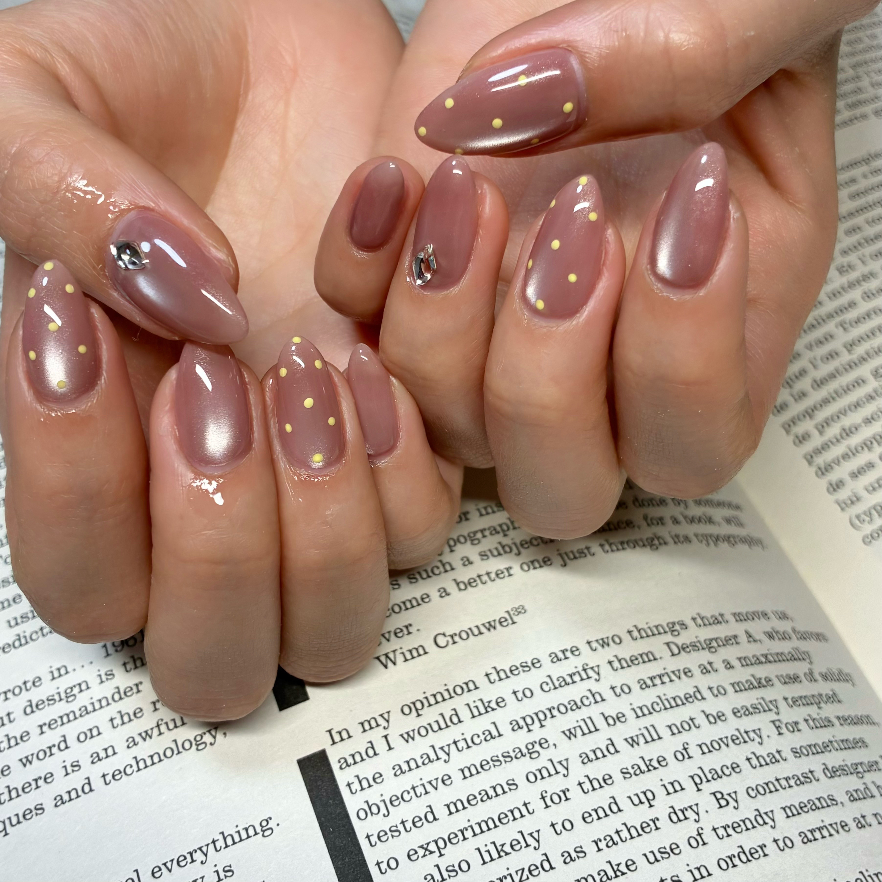 mako_tikiroom_nail