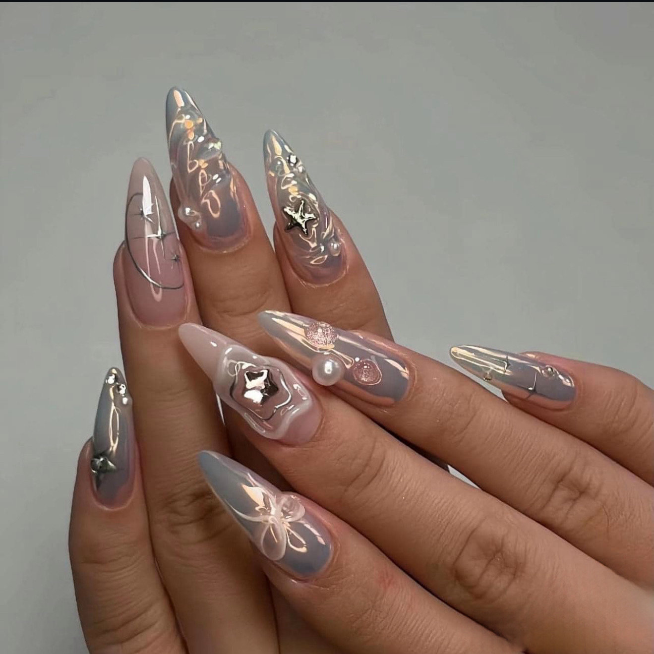 Lunar.Nail