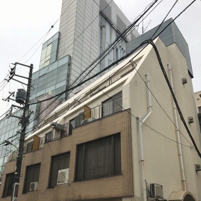 ネイルサロンリリー