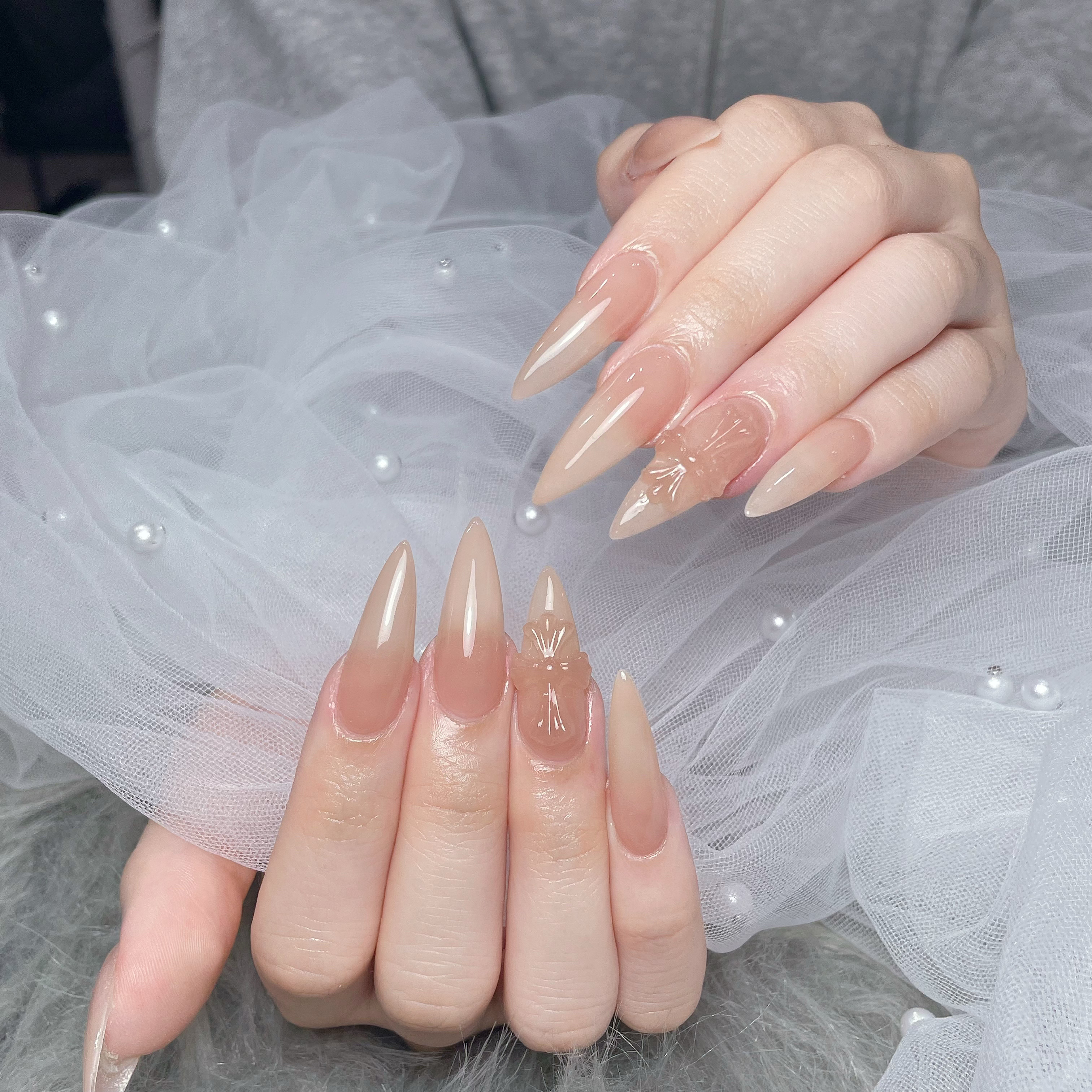 nail.ain