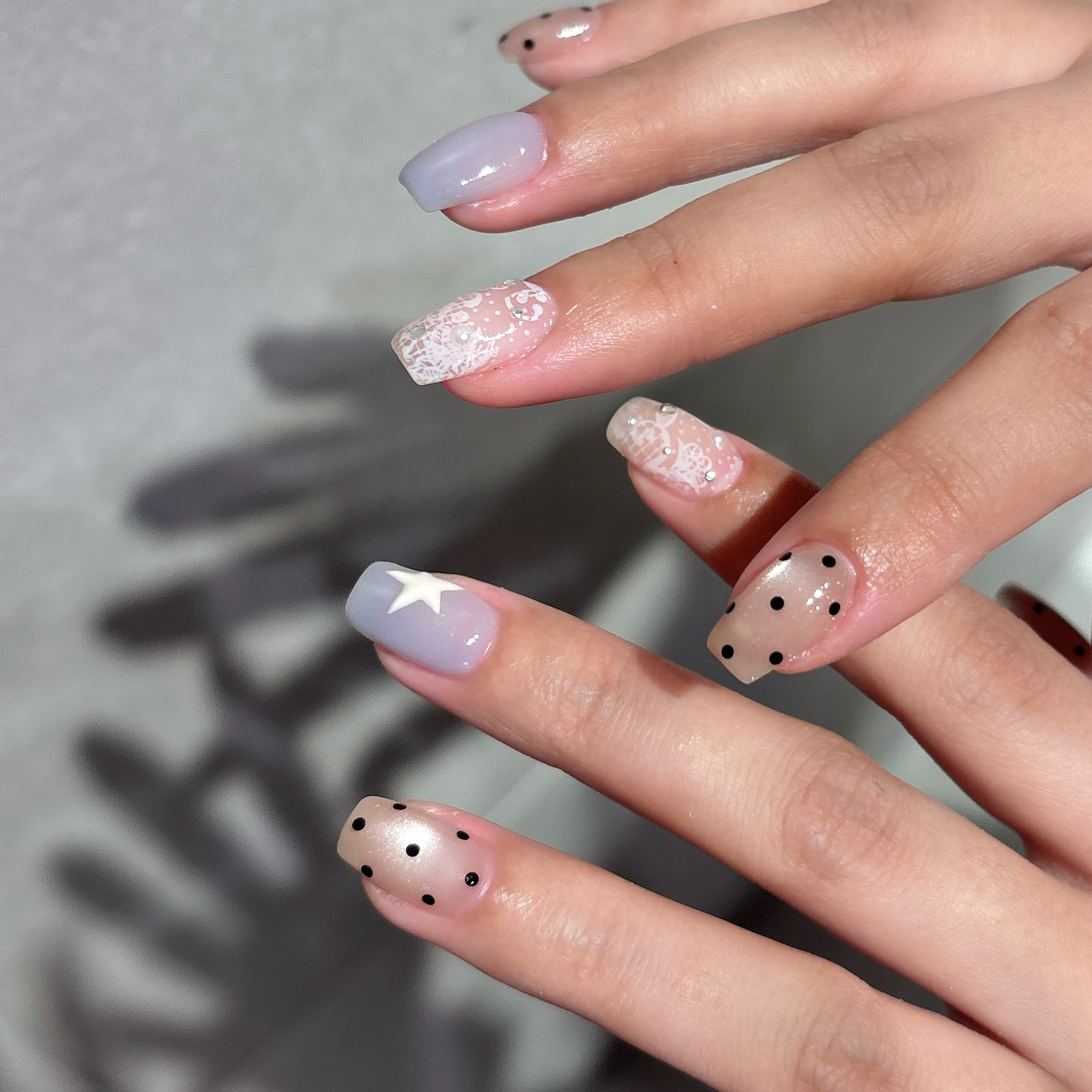 ar.___nail