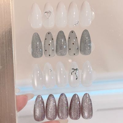 シンプルネイルが好きな方向け！