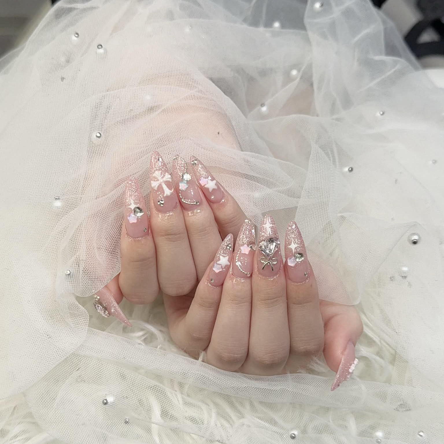 momoanail_kira