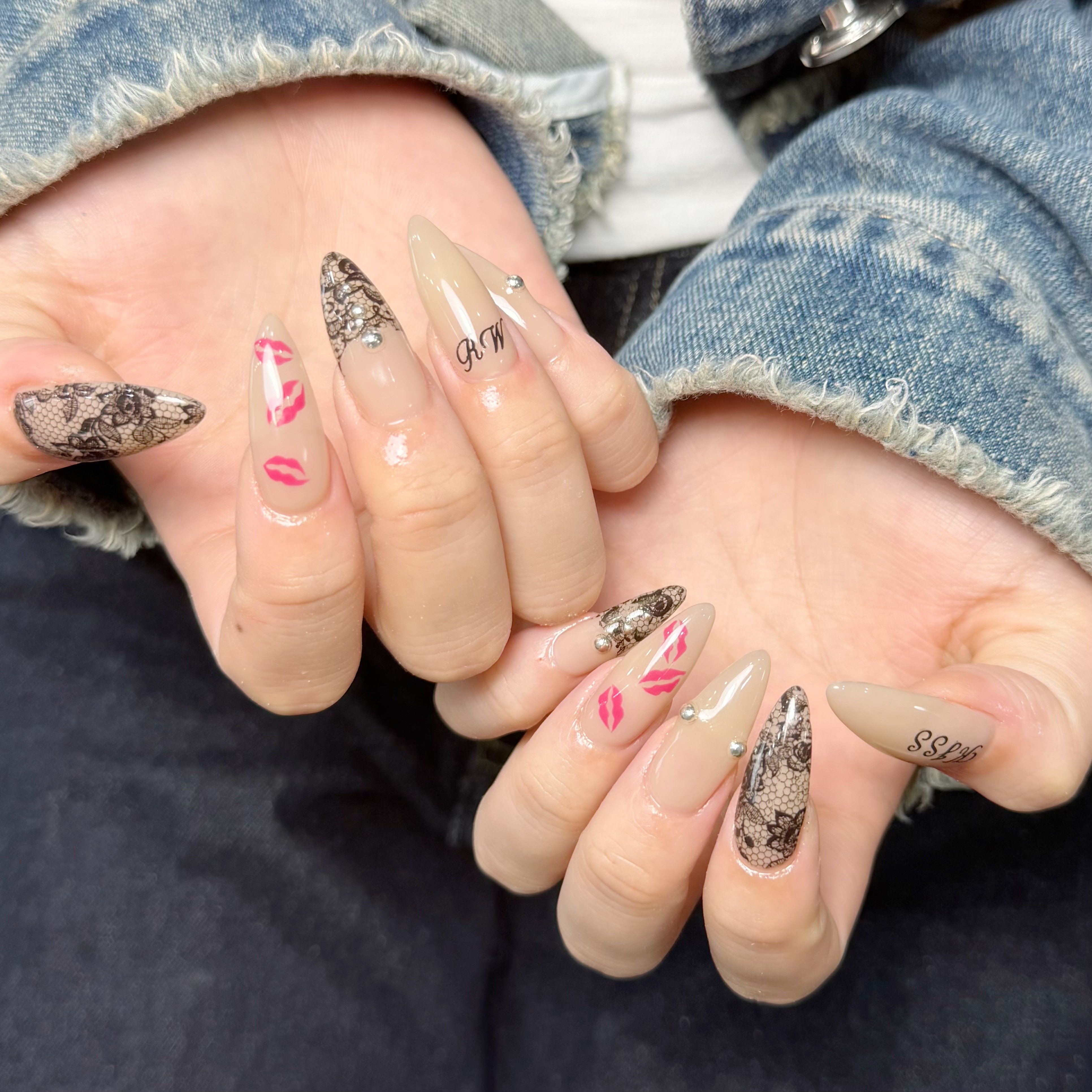 UM_NailSALON