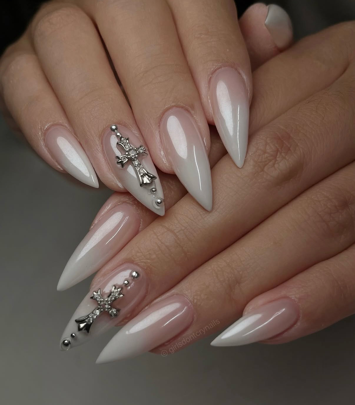 anchan0_nail