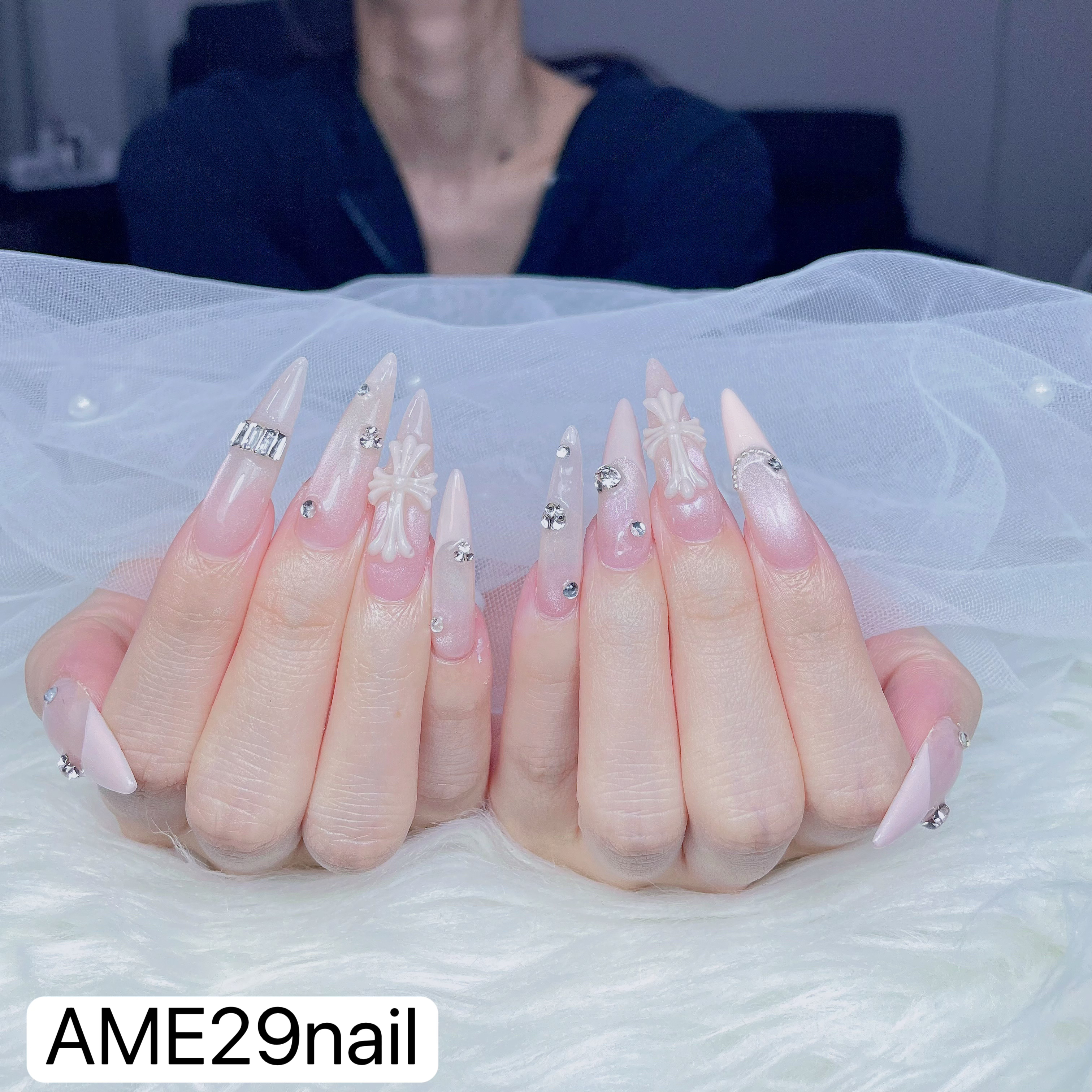nail.ain