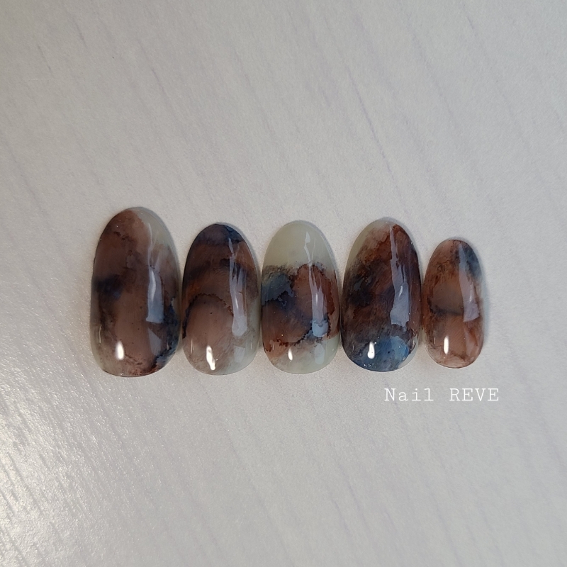 nail_reve