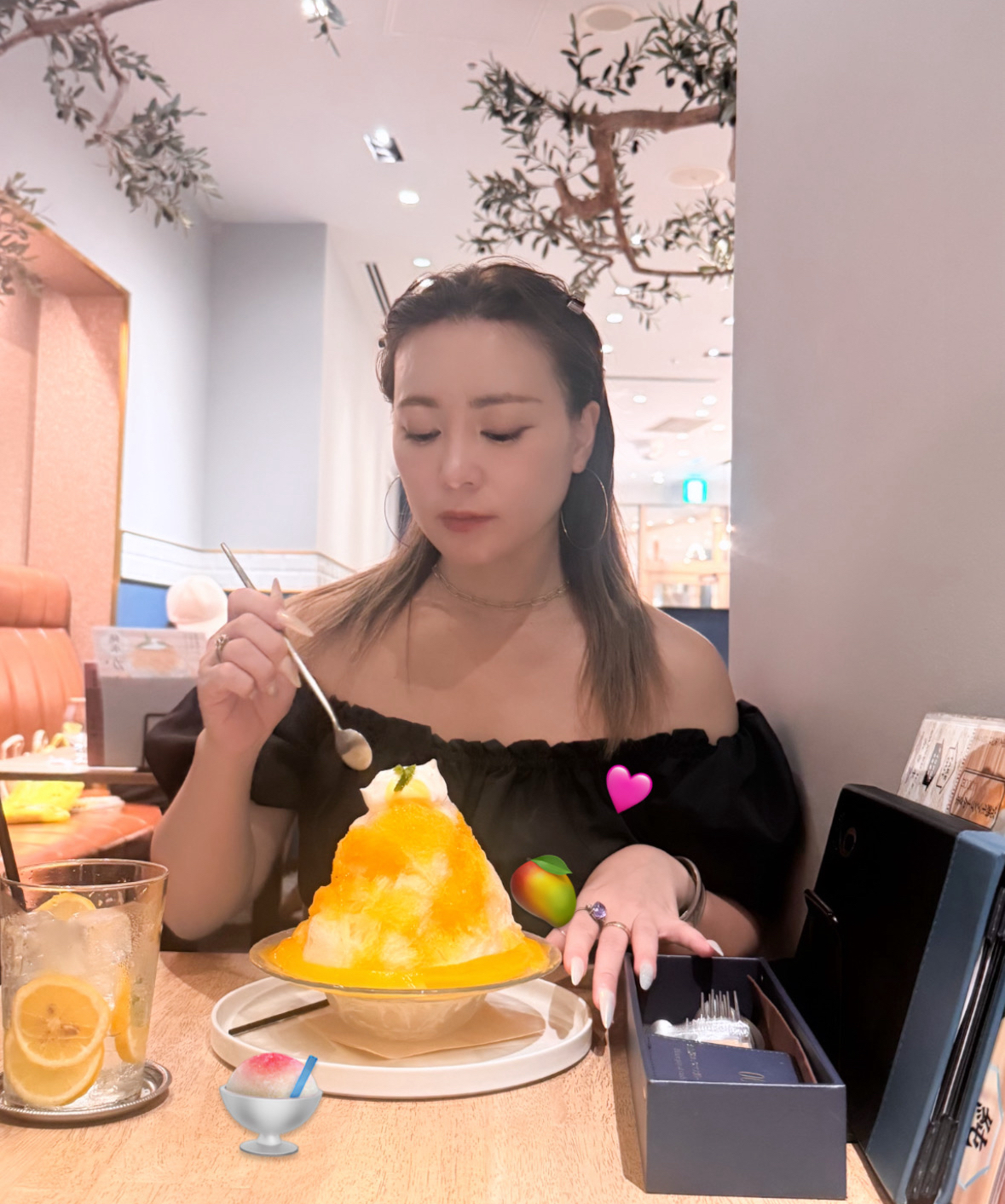 BLANCdee_Nail