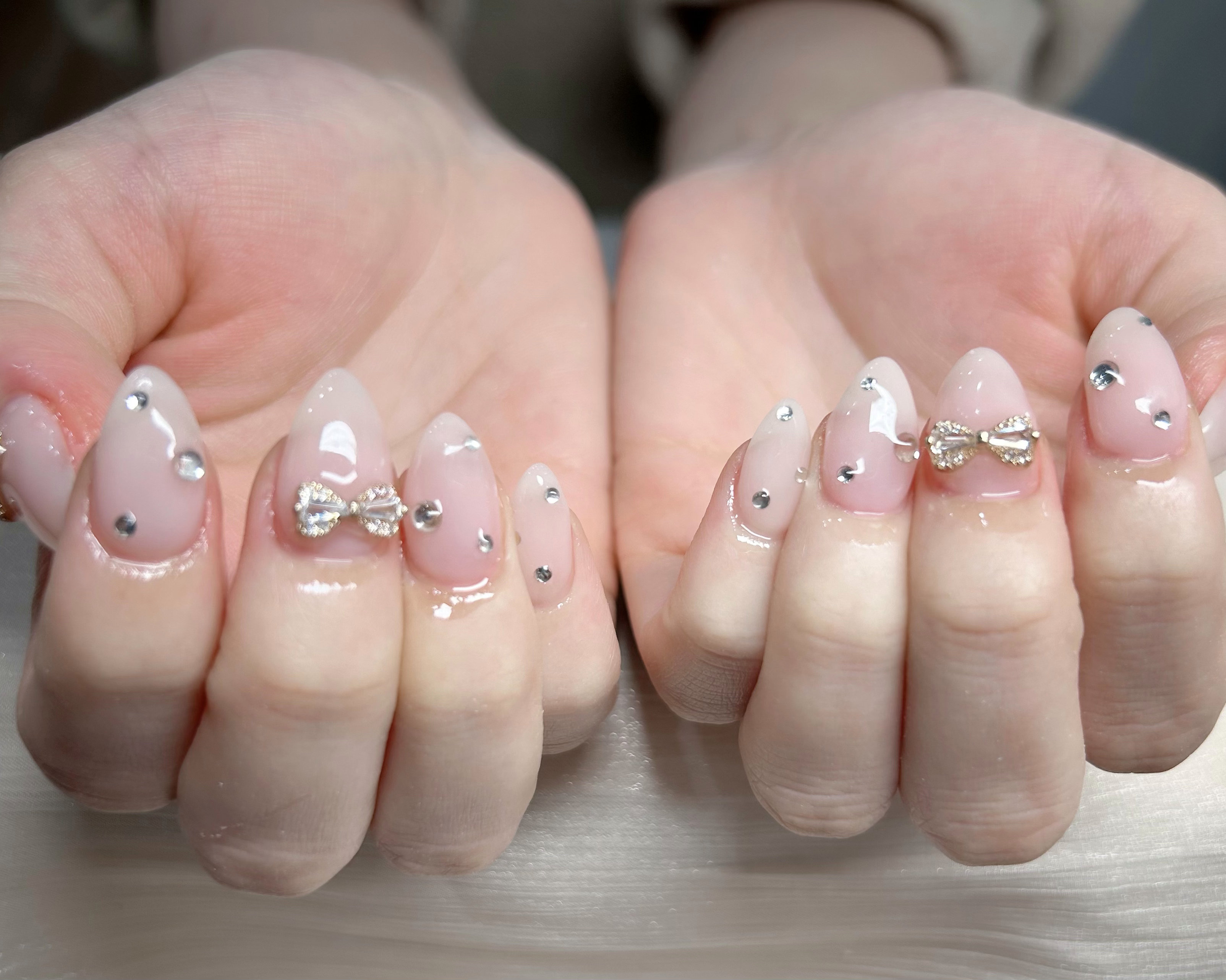 KINNAILSALON