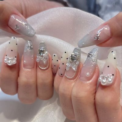 ネイリー（Nailie） - Yuri.nail.studio