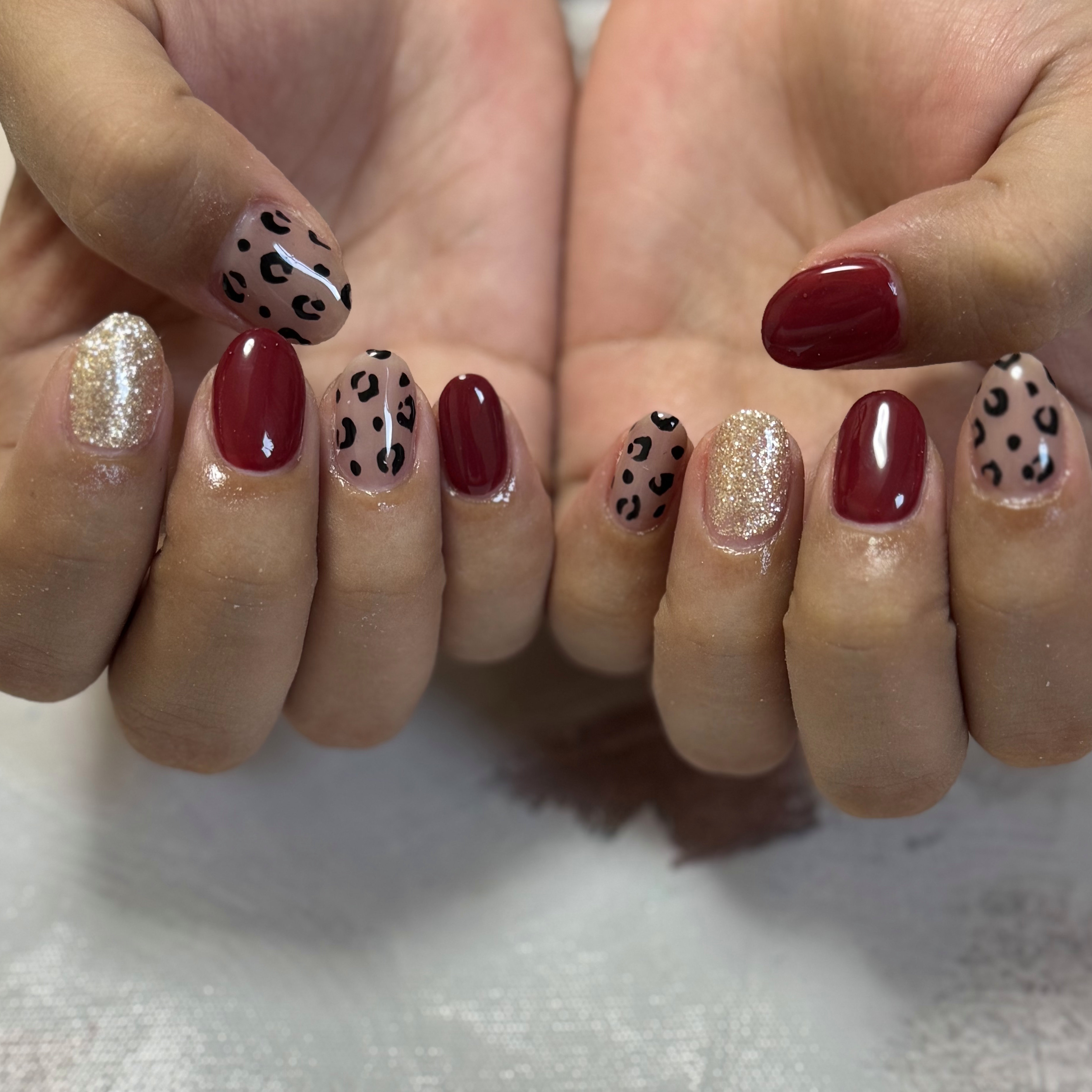 Juri.nail