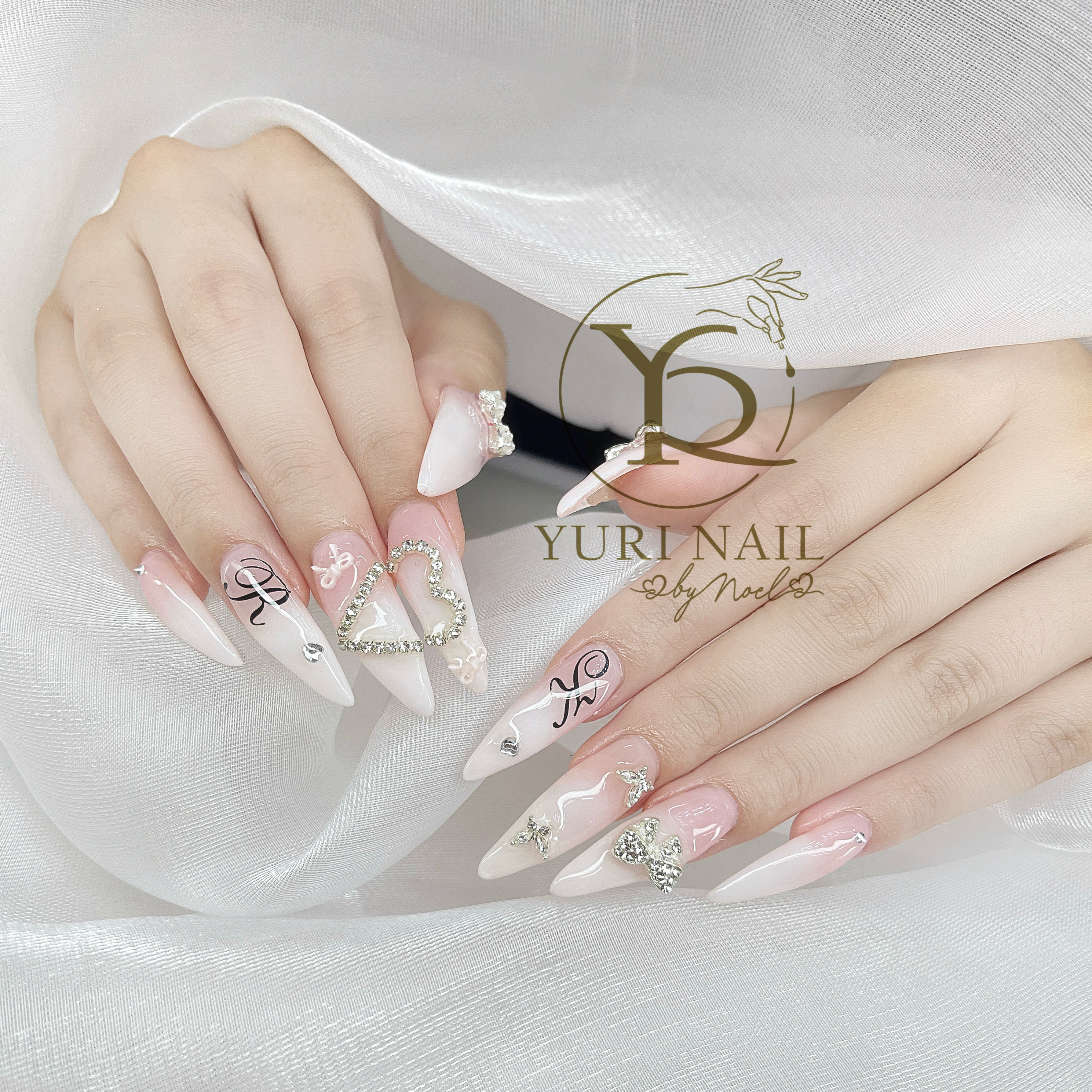 Yuri_nail_Anh