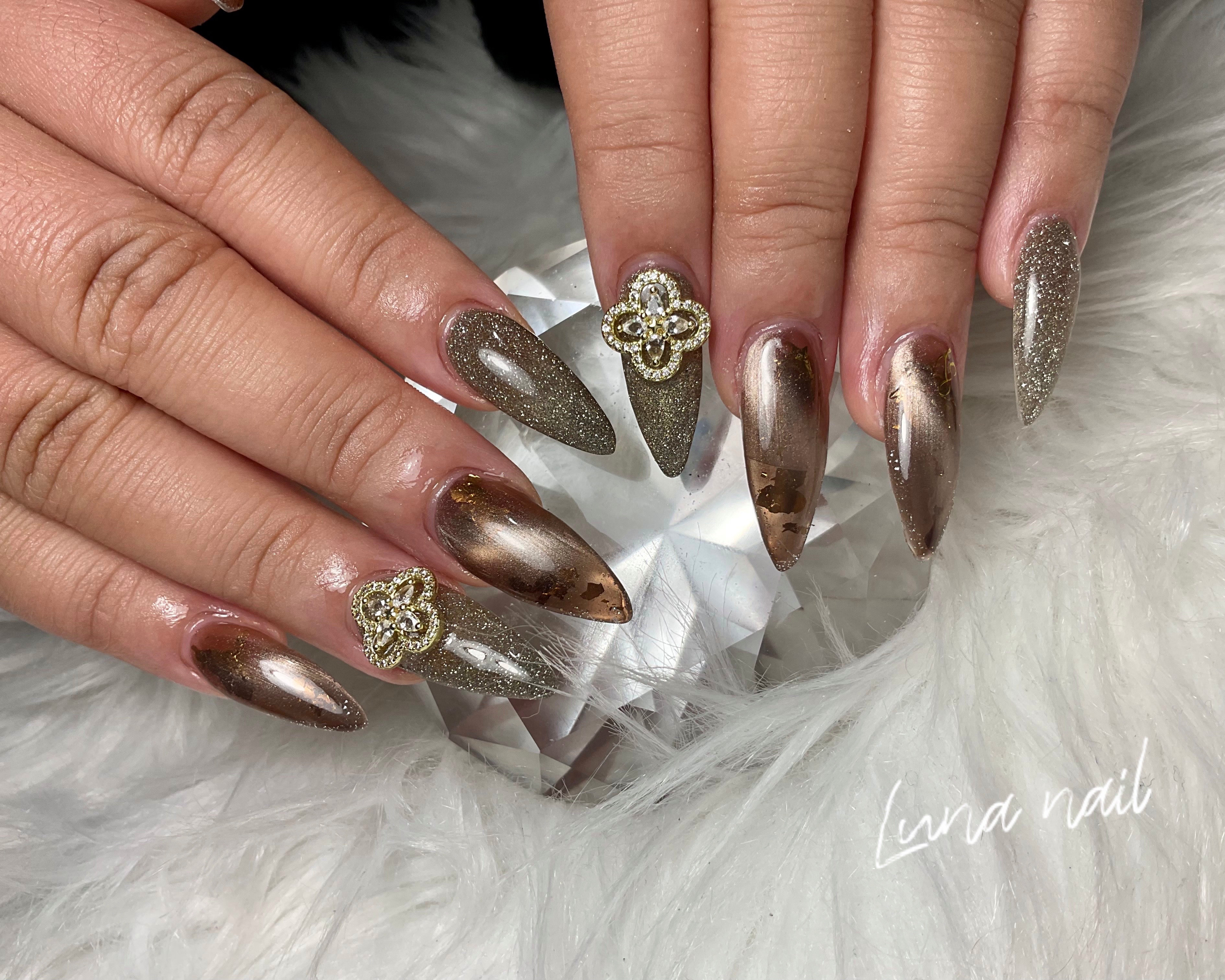 luna_nail9