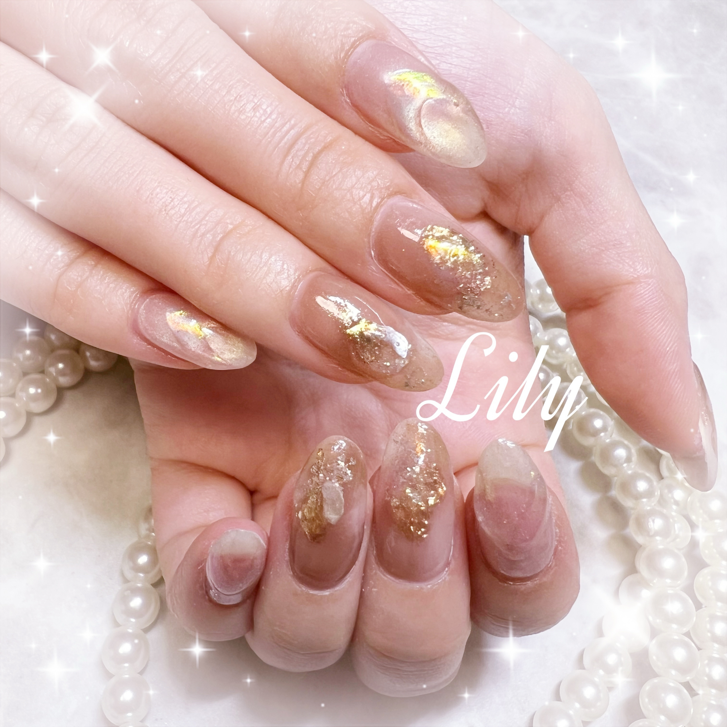 Lily.nail