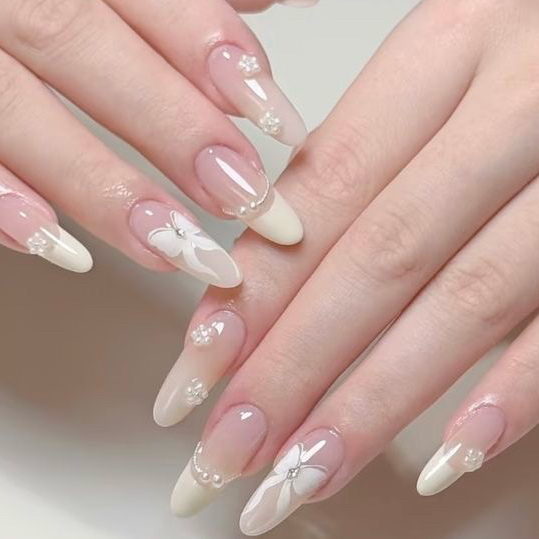 Lana_nail_Mimi