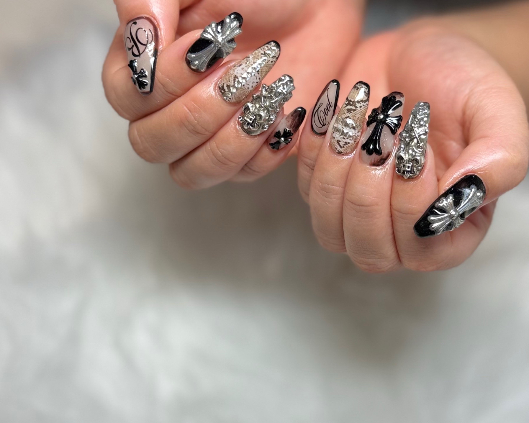 lunoa.nail.eye.salon