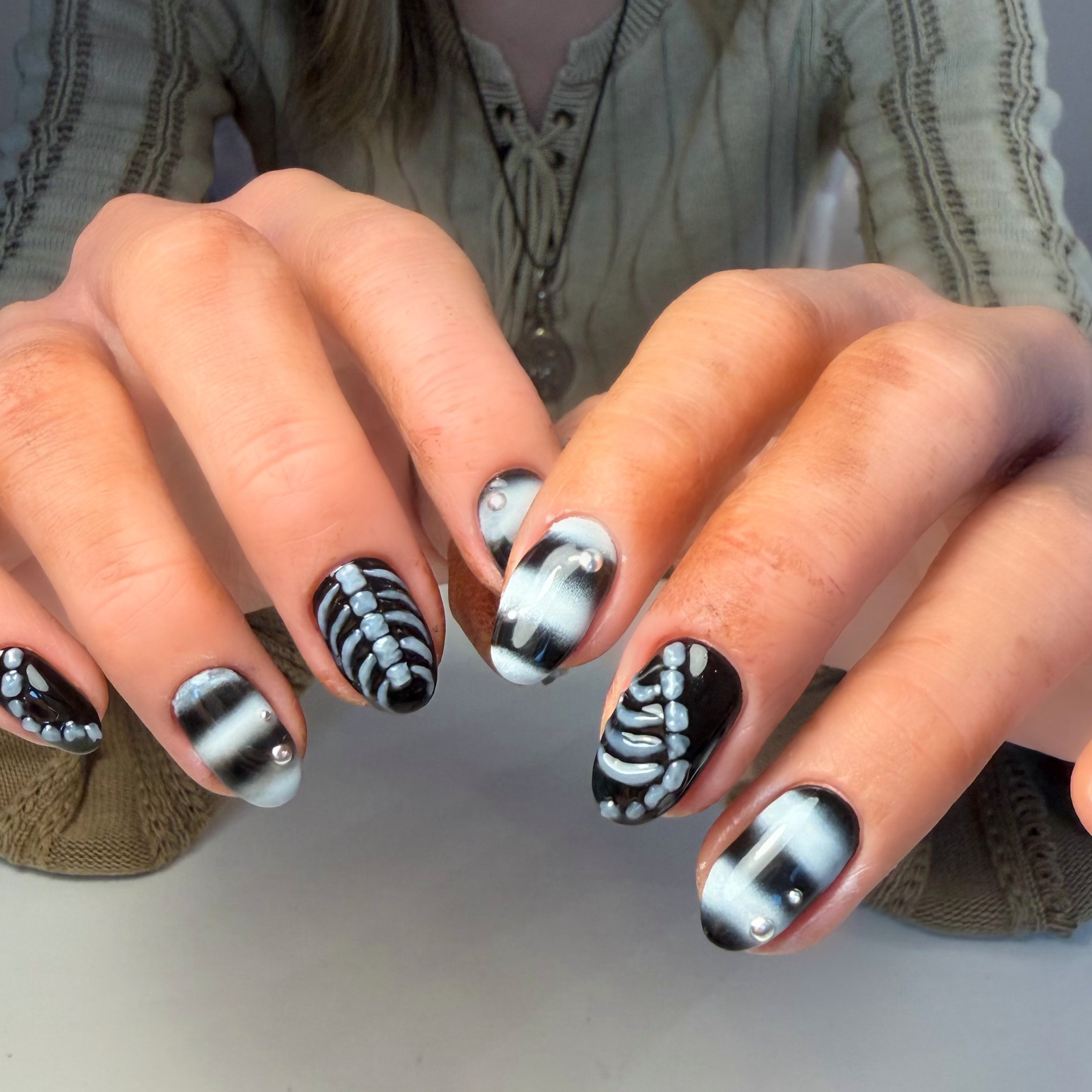 Aura.nail
