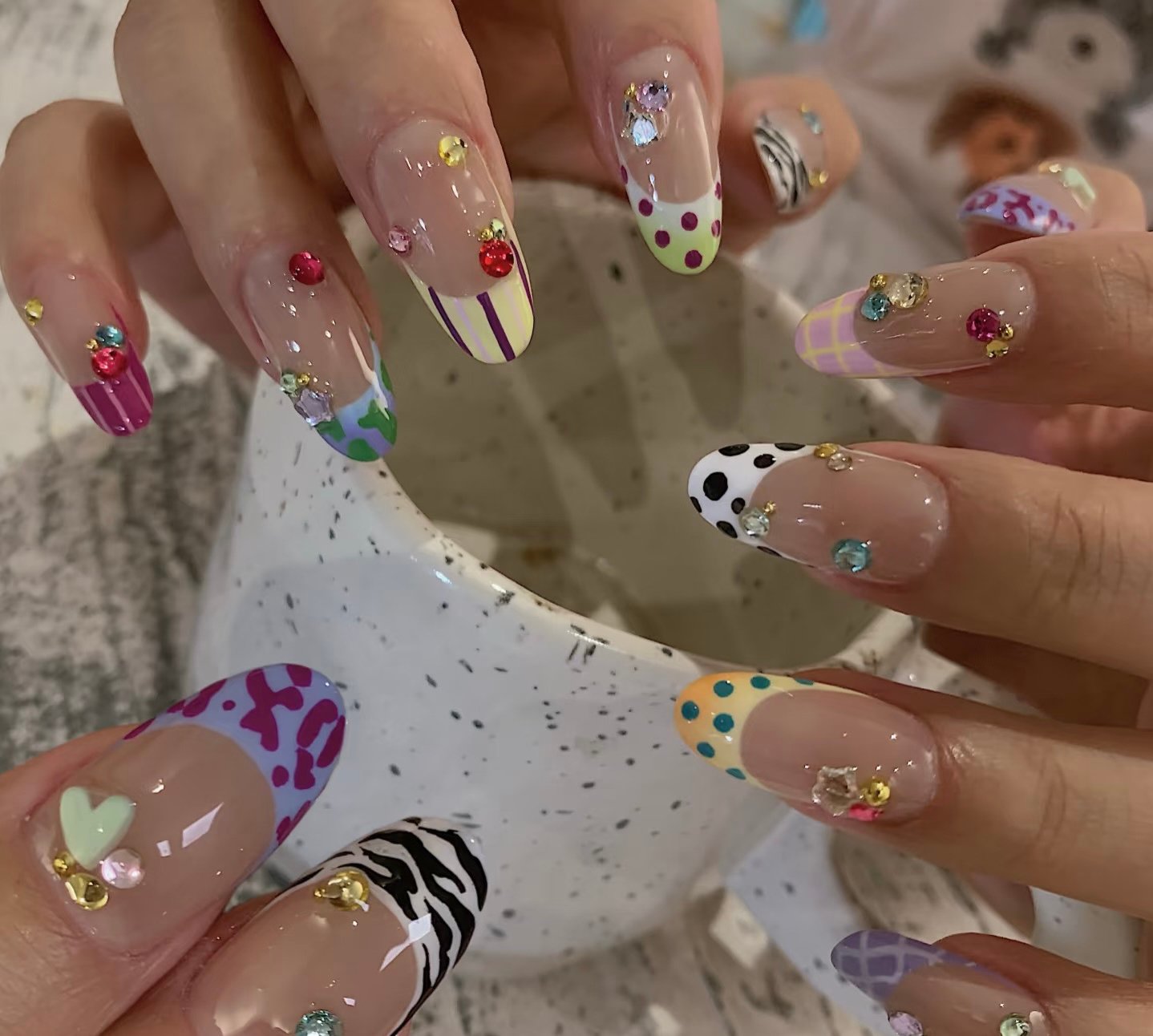 UM_NailSALON