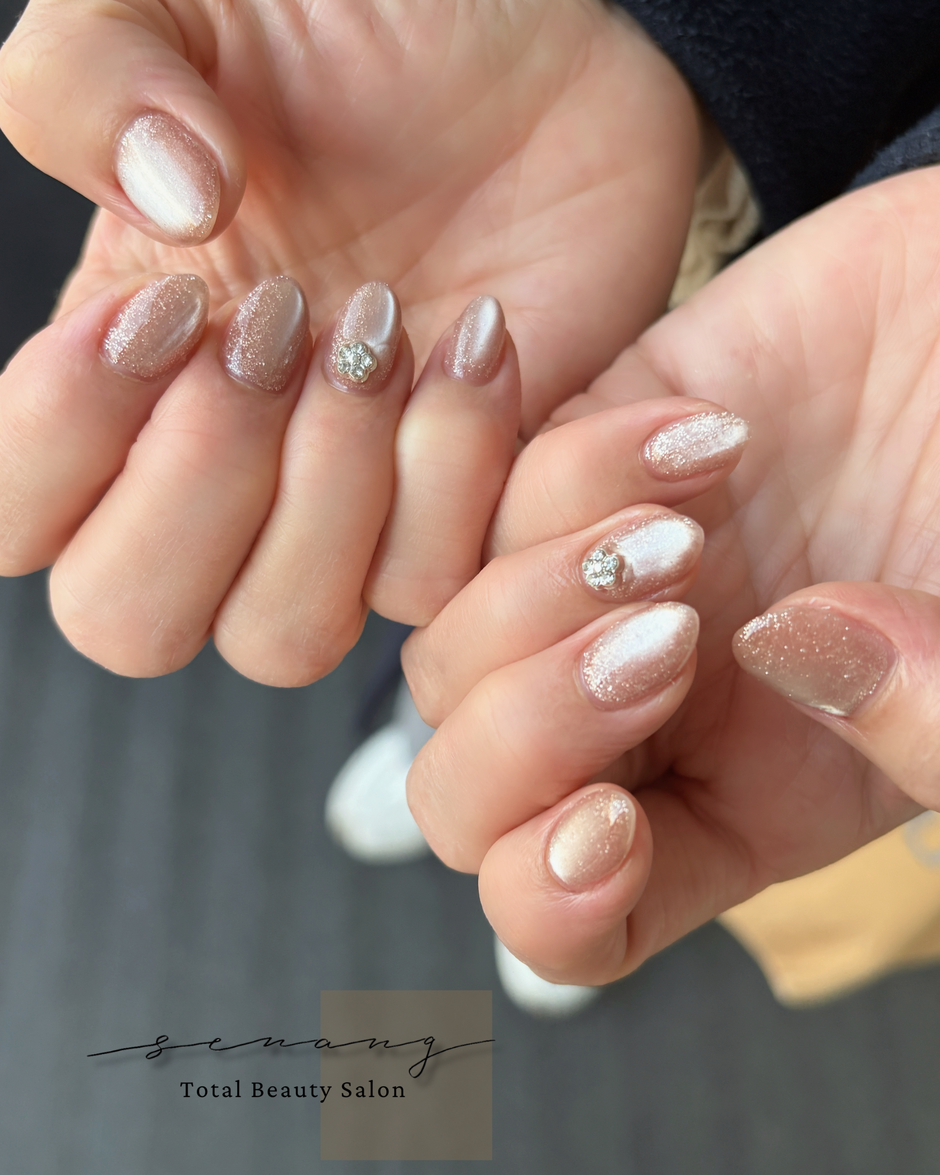 senang_Nail
