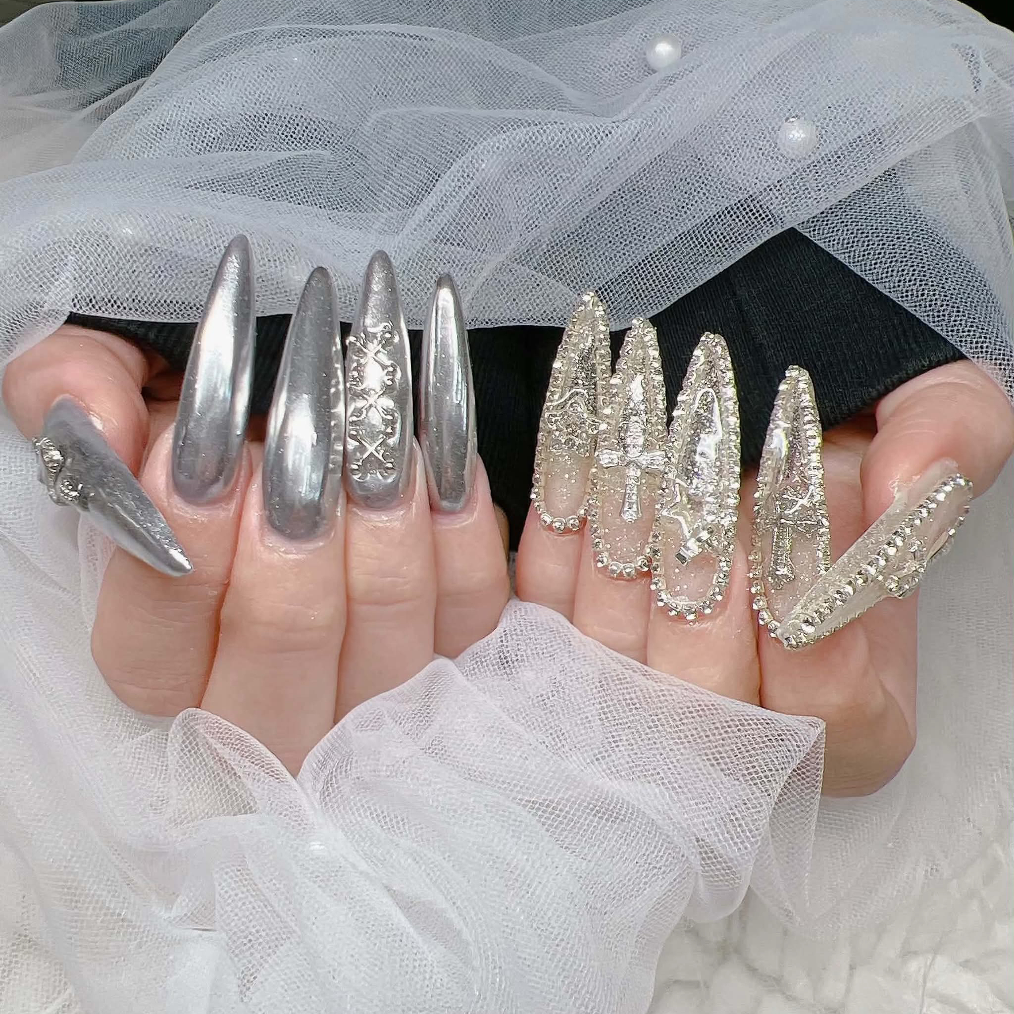 Lee_Nails