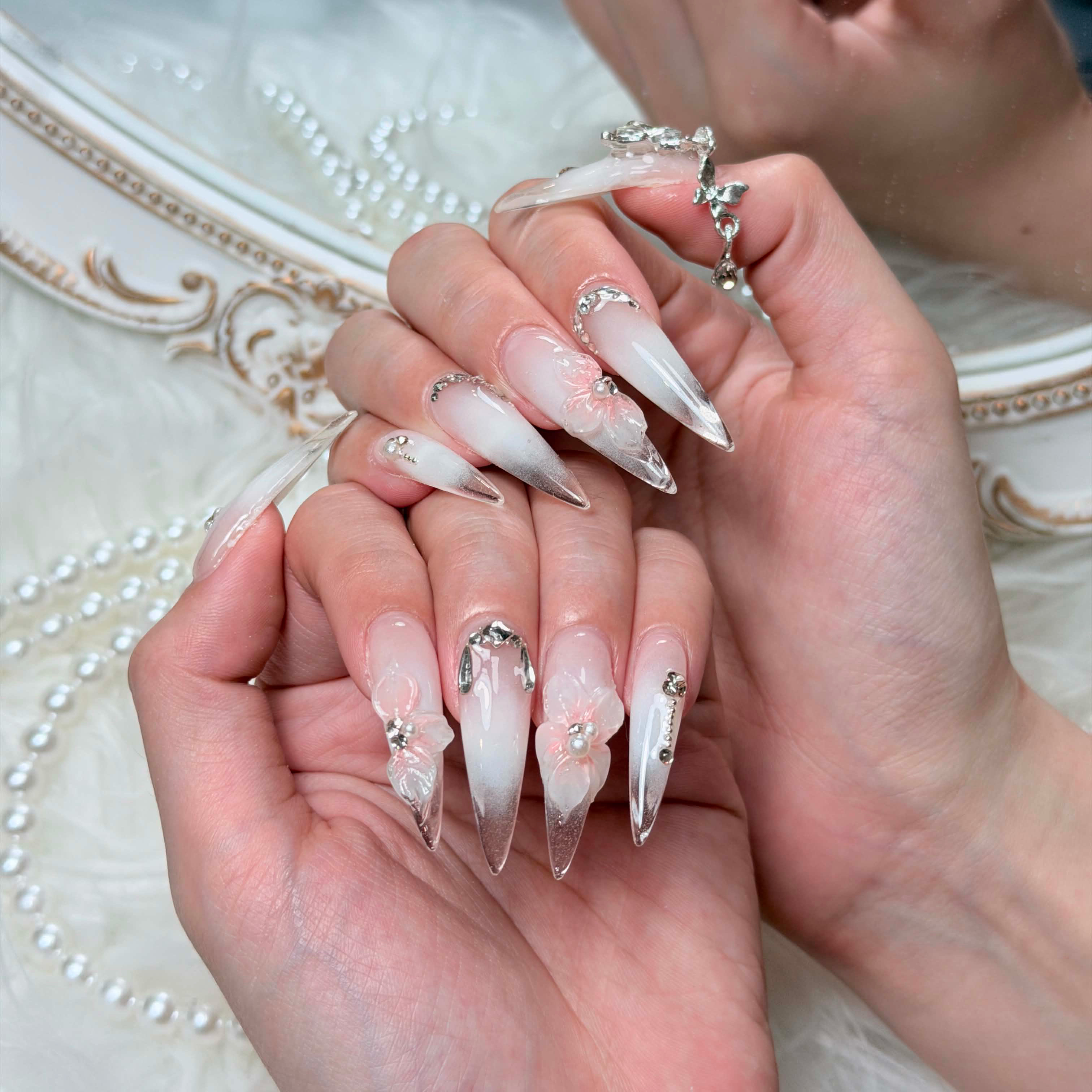 sully_naillab26