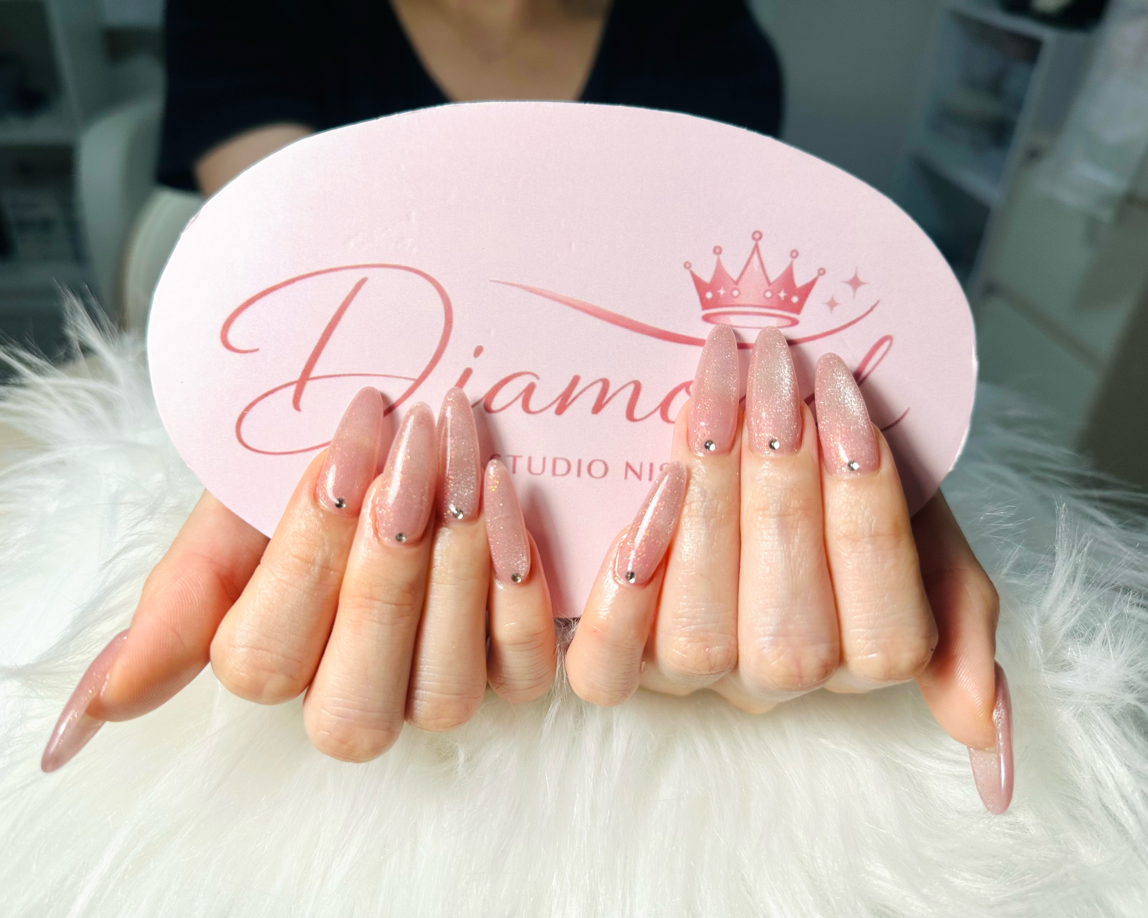 DiamondsNail