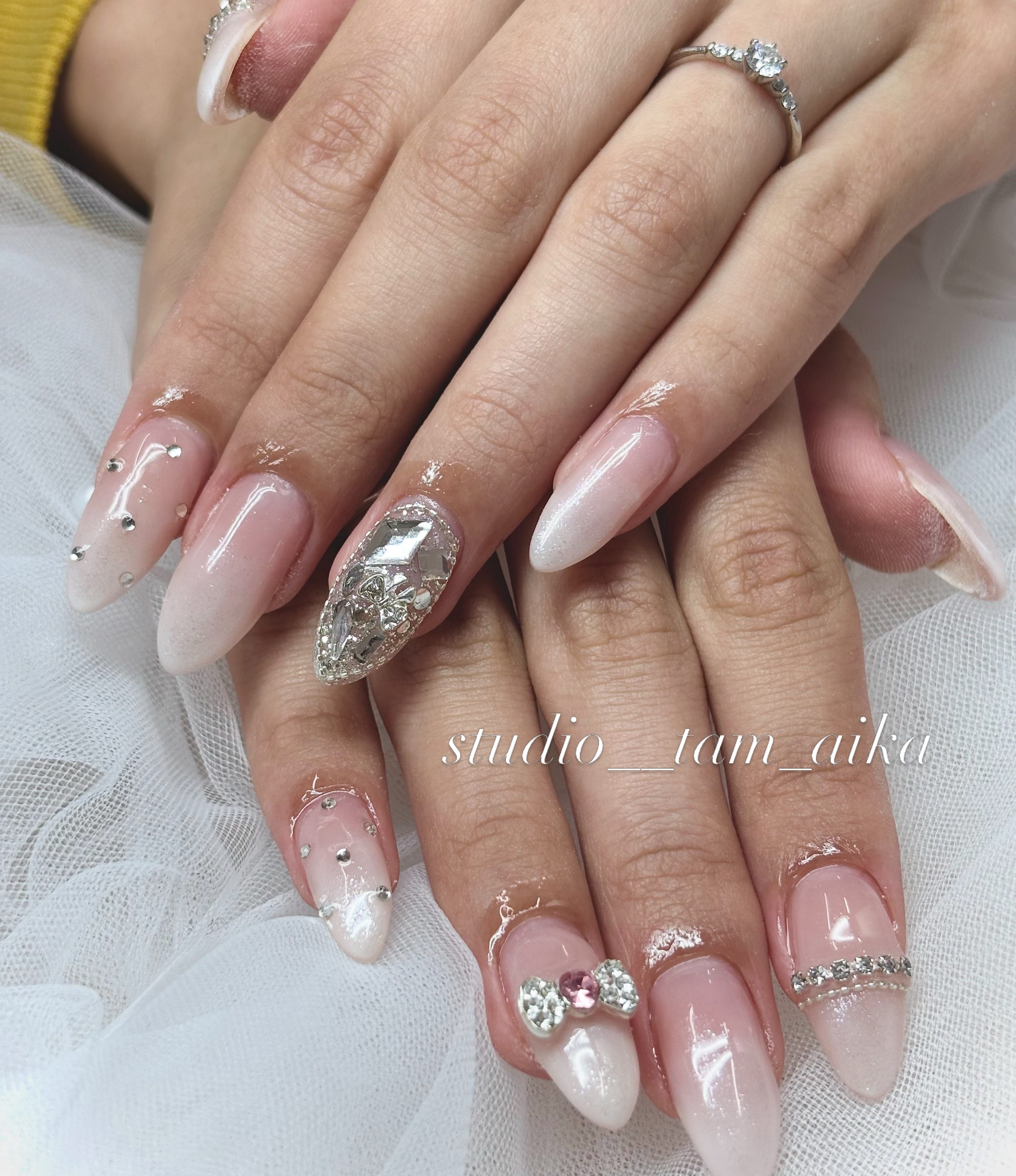 studio__tam_aika