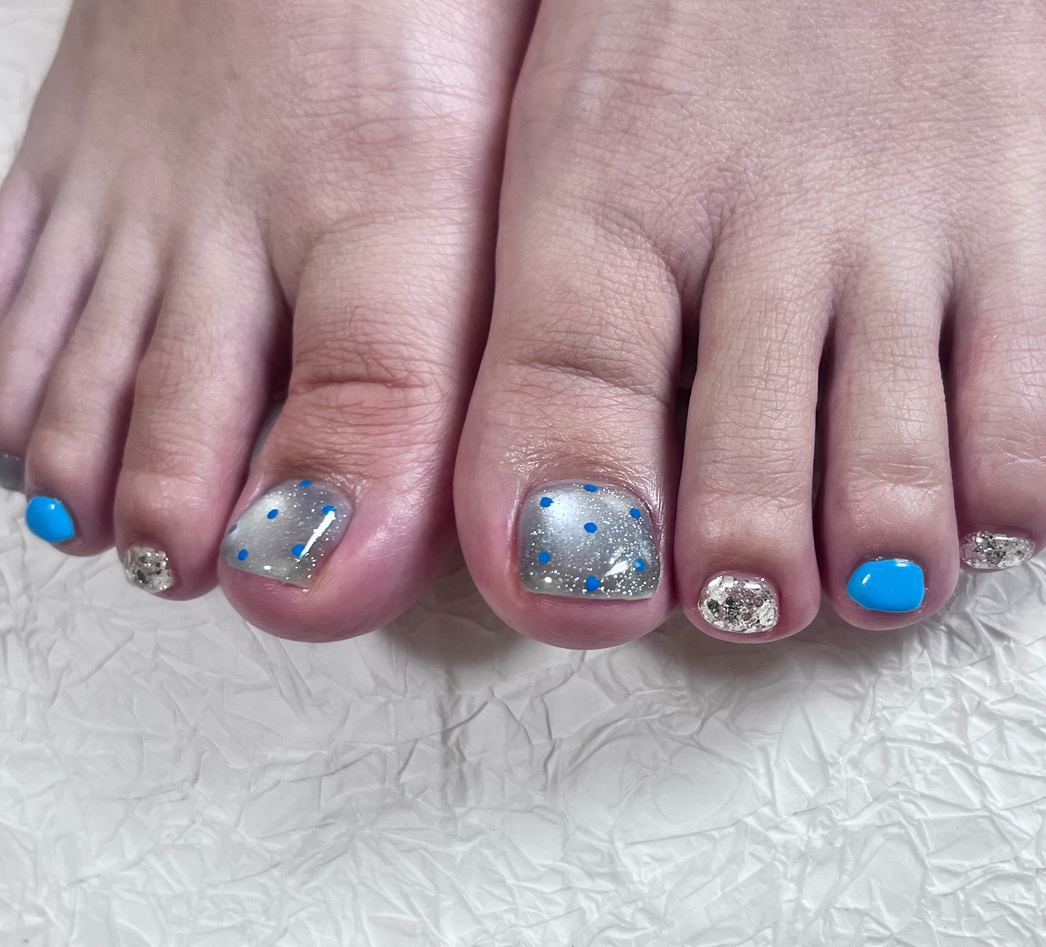 nail.plume