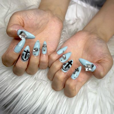 チップ長さ出し10本+持ち込みアートデザインやり放題💅🎀
