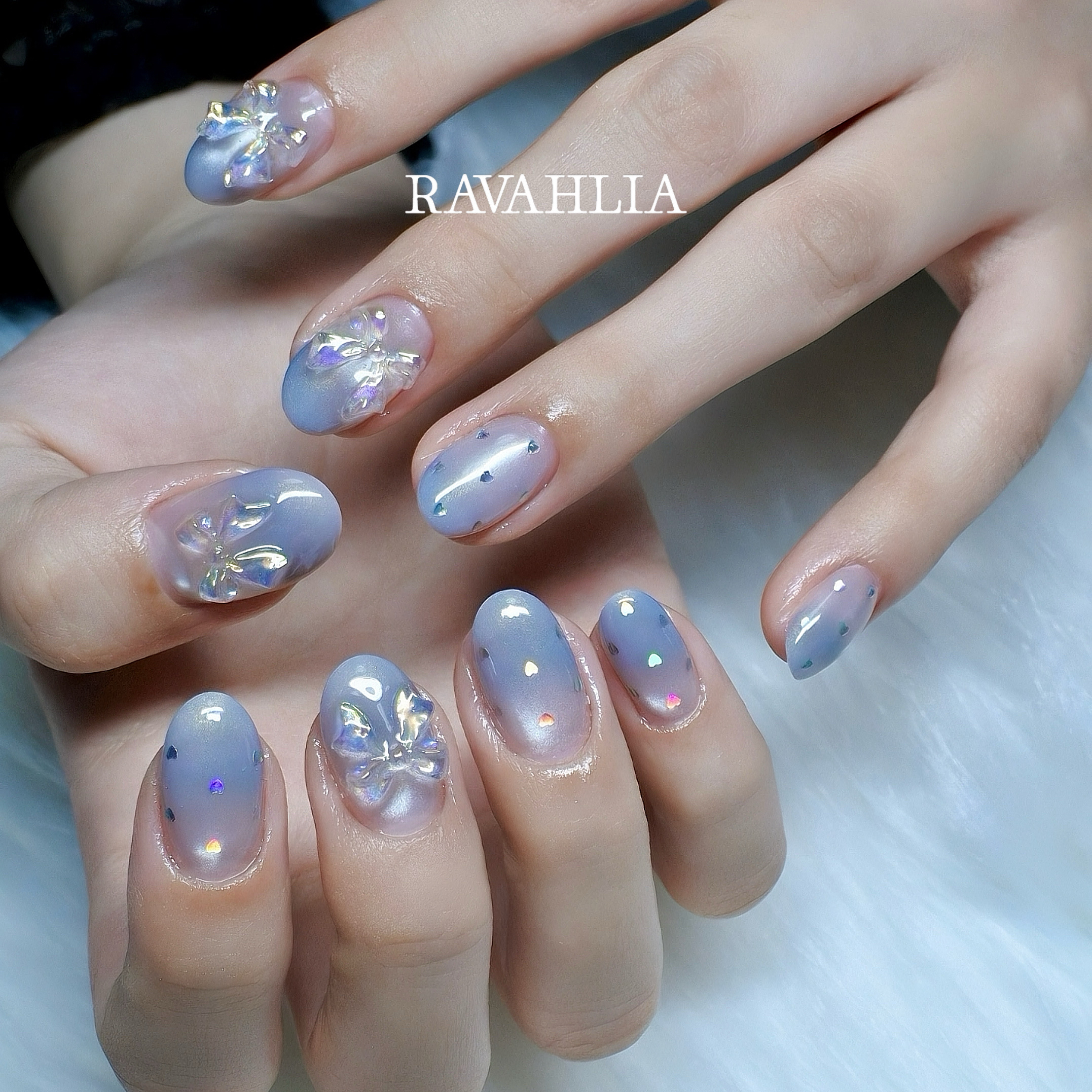 Ravahlia_nails