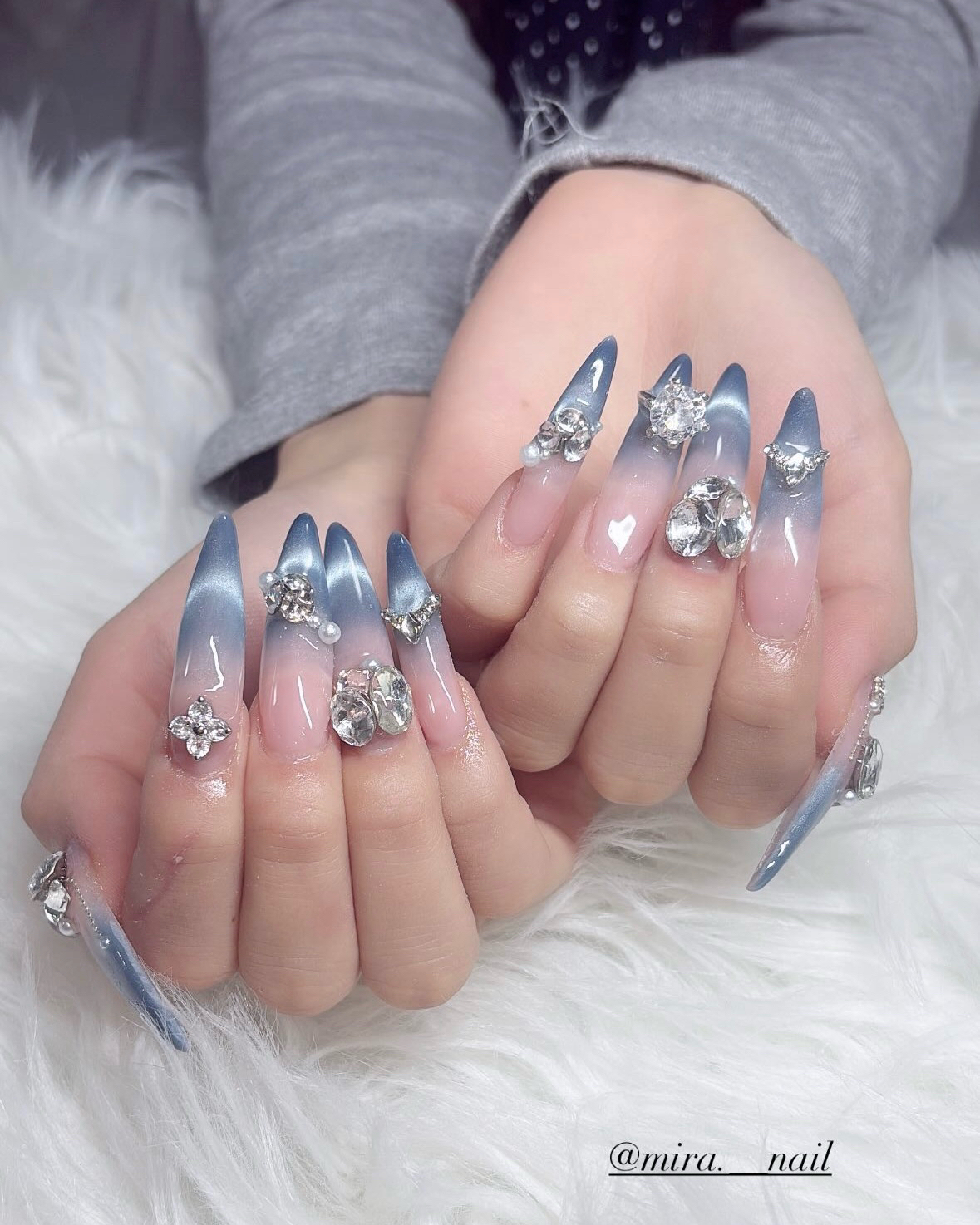 Mira__nail0501