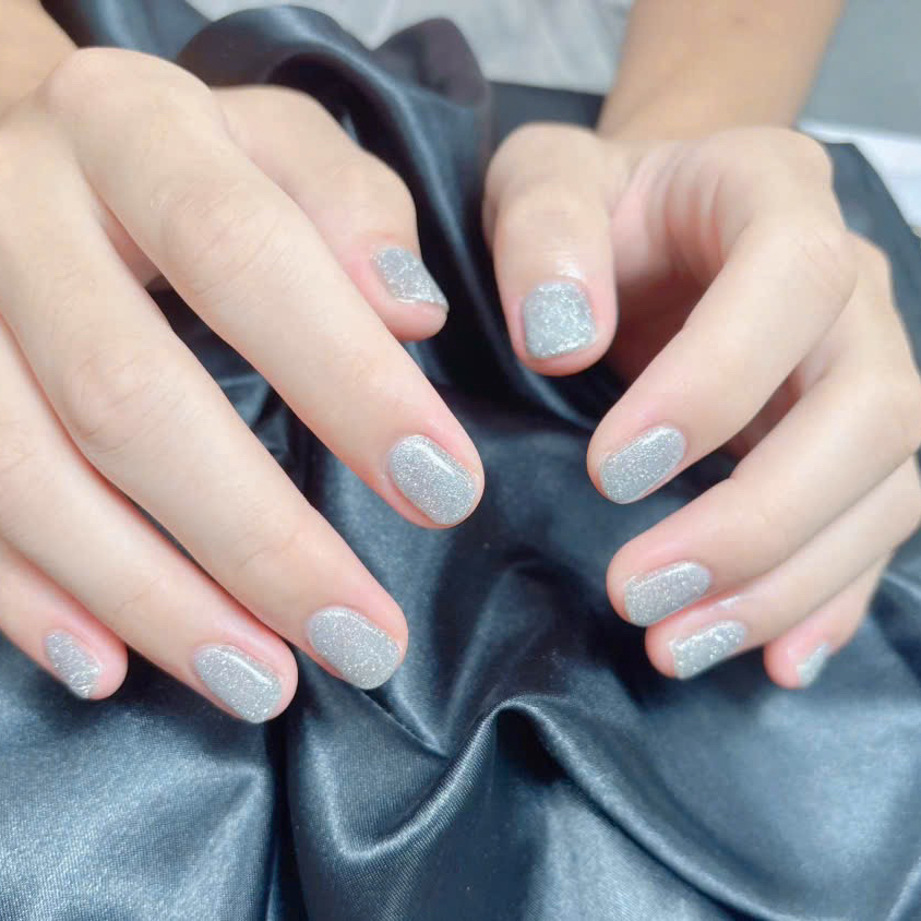 Berry_nails