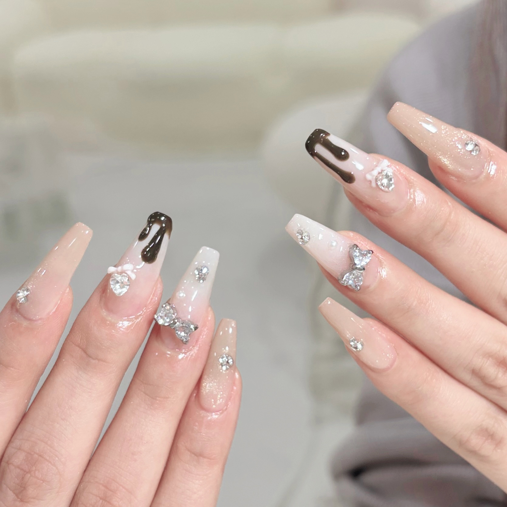 Fly_Nail_salon