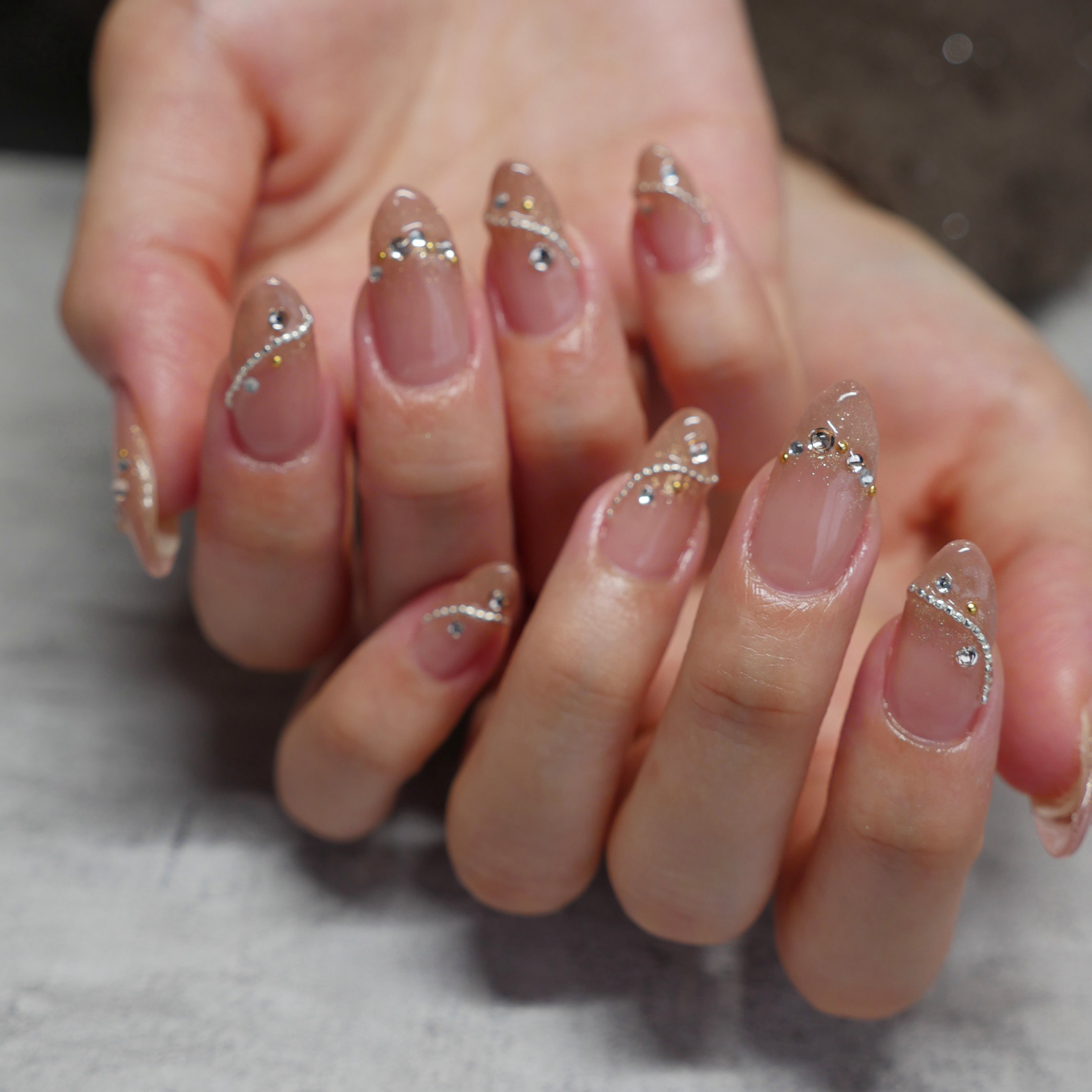 nail_salon_u.nail